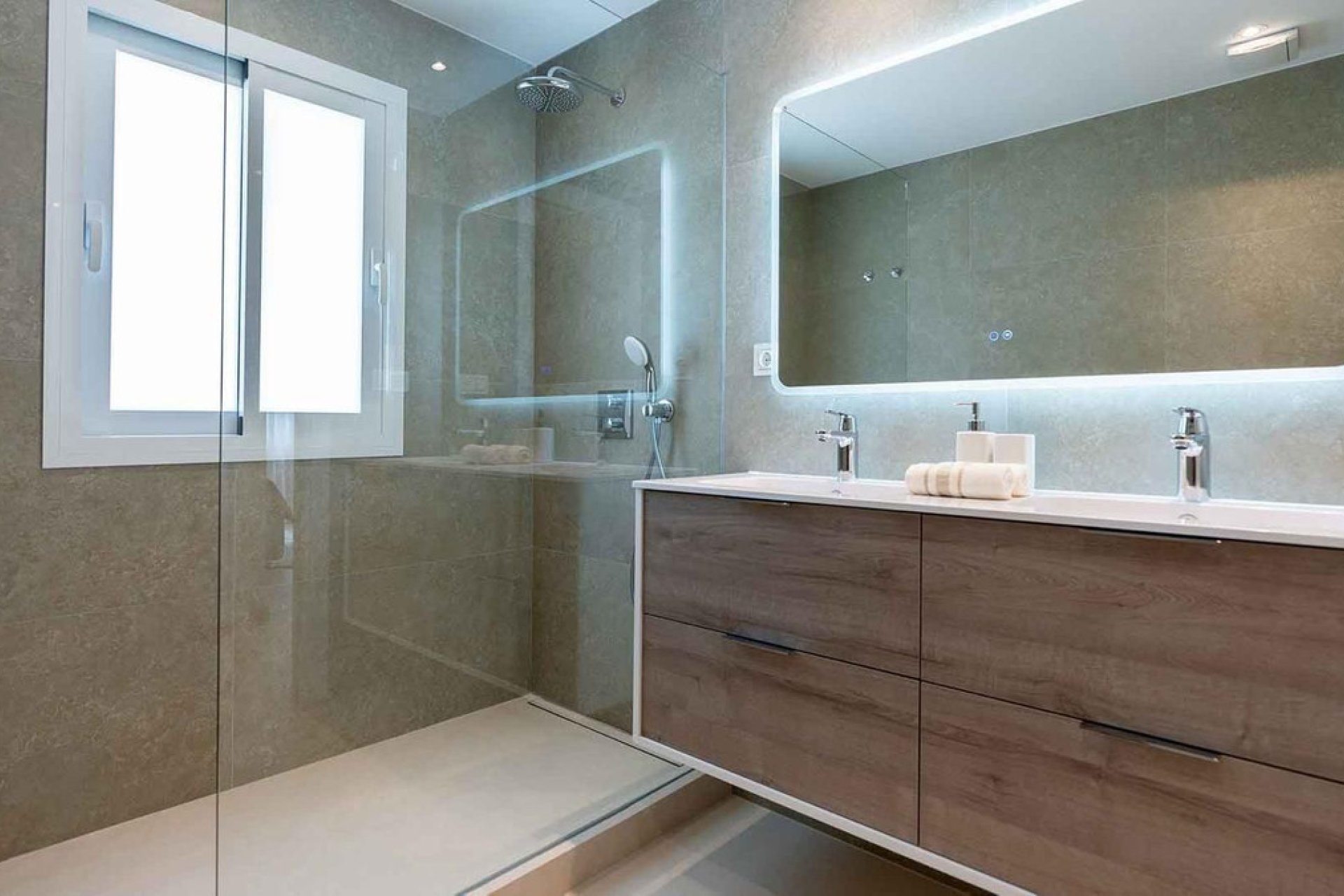 Reventa - House - Detached Villa - Marbella - Marbella Centro