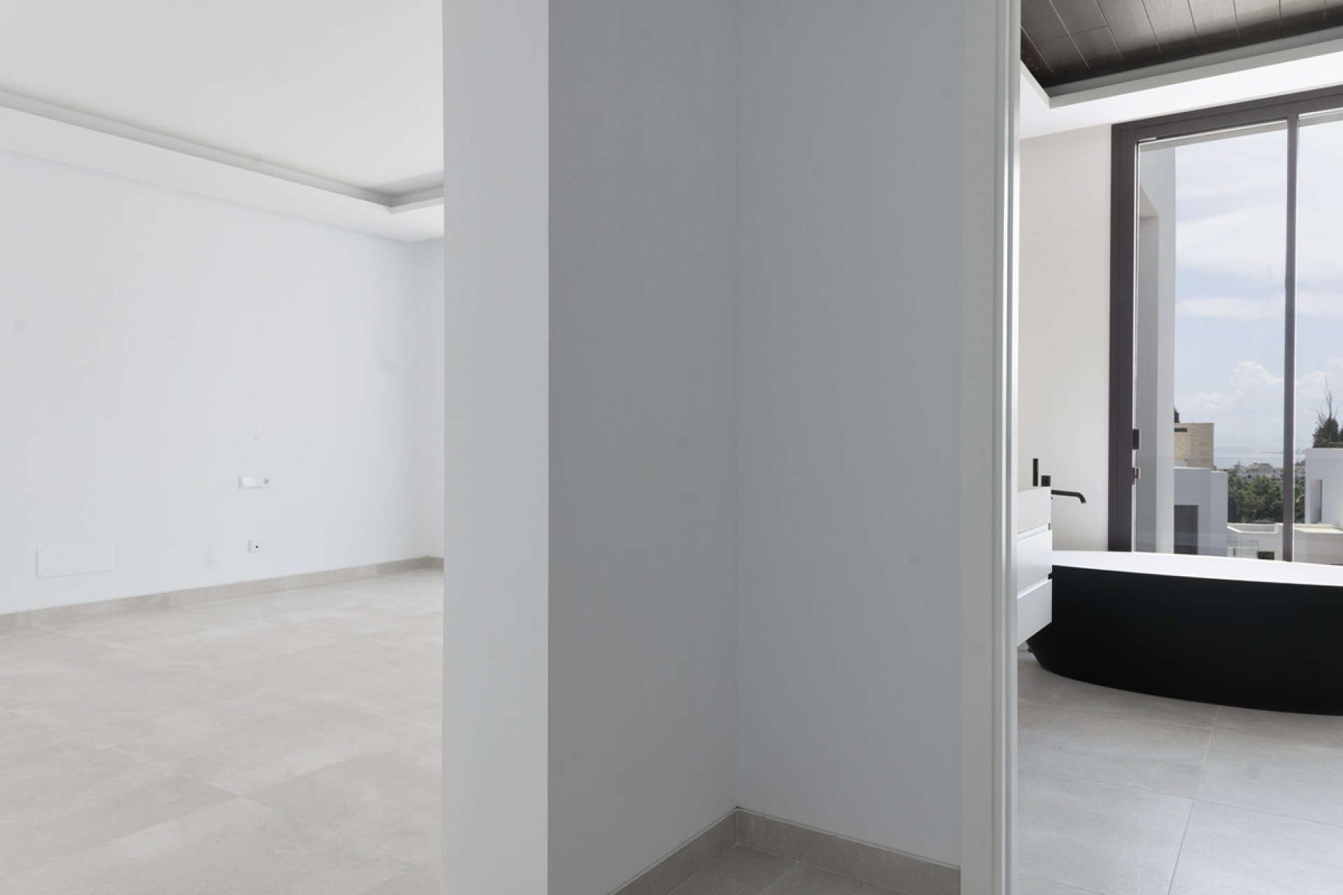 Reventa - House - Detached Villa - Marbella - Marbella Centro