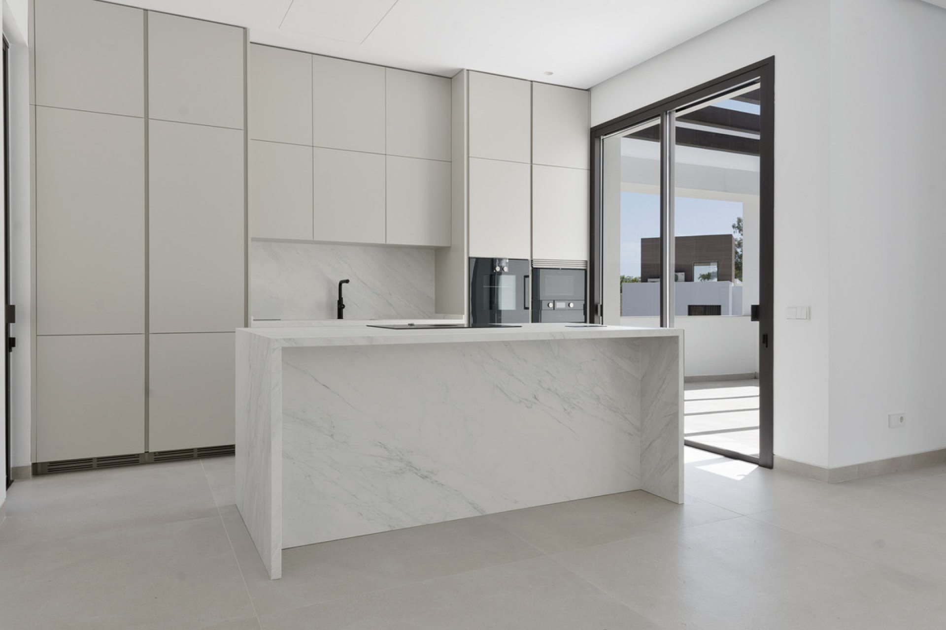 Reventa - House - Detached Villa - Marbella - Marbella Centro