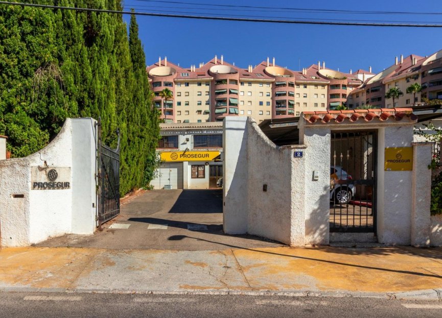 Reventa - House - Detached Villa - Marbella - Marbella Centro