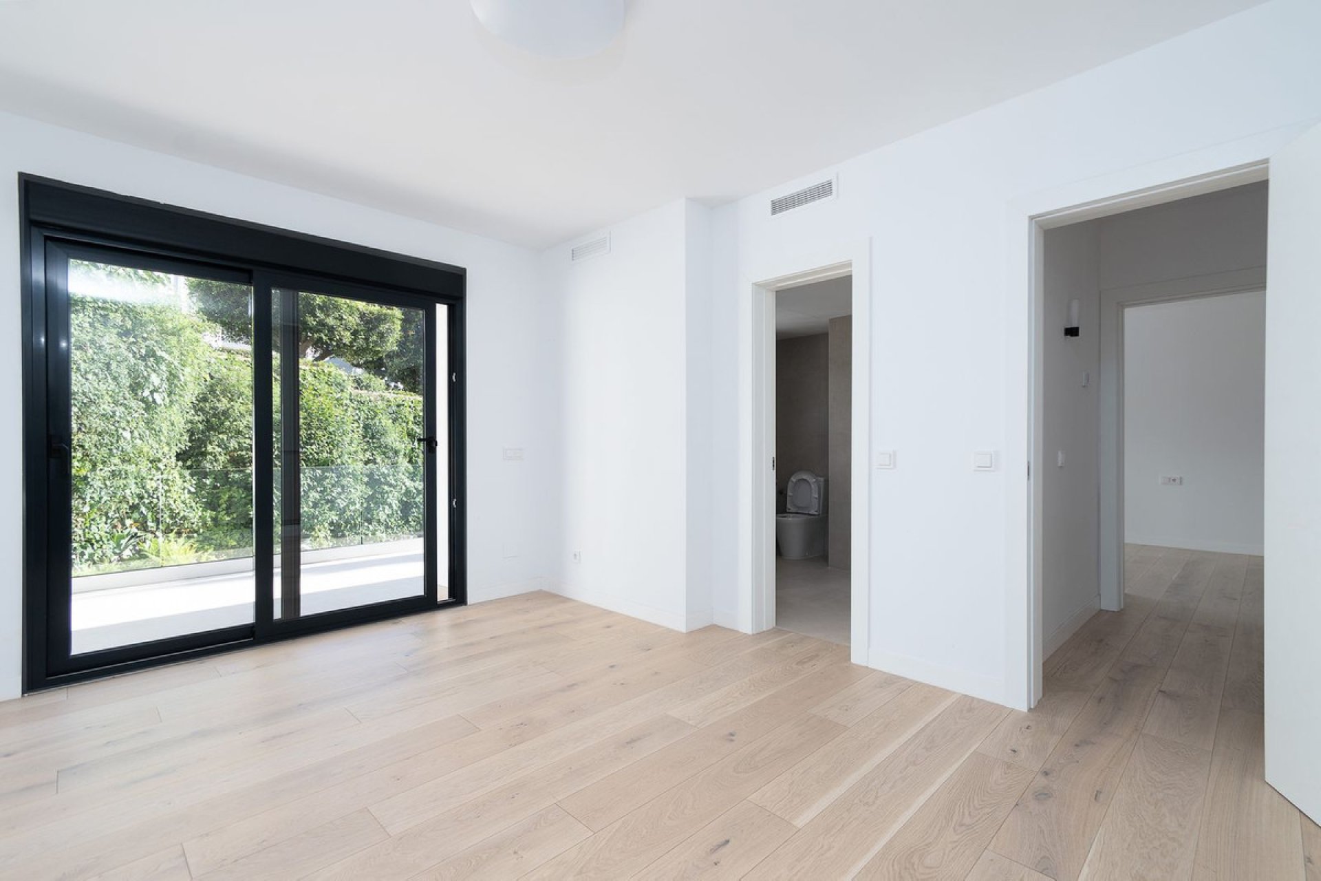 Reventa - House - Detached Villa - Marbella - Marbella Centro