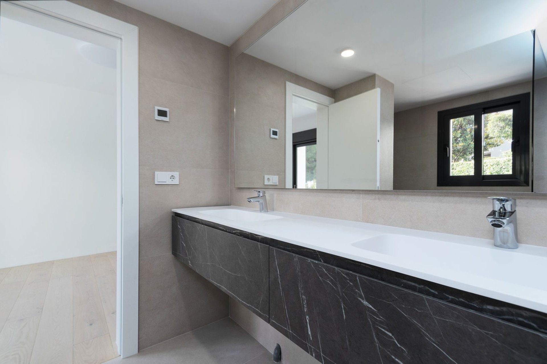 Reventa - House - Detached Villa - Marbella - Marbella Centro