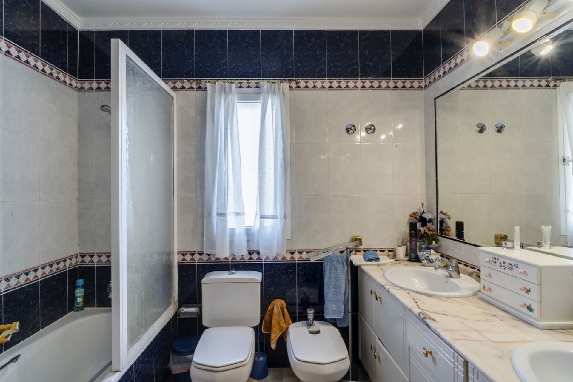 Reventa - House - Detached Villa - Marbella - Marbella Centro