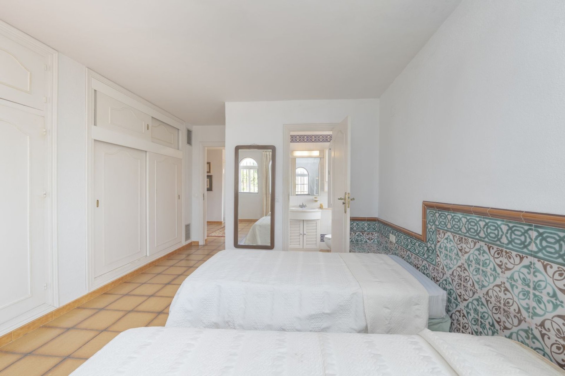 Reventa - House - Detached Villa - Marbella - Marbella Centro