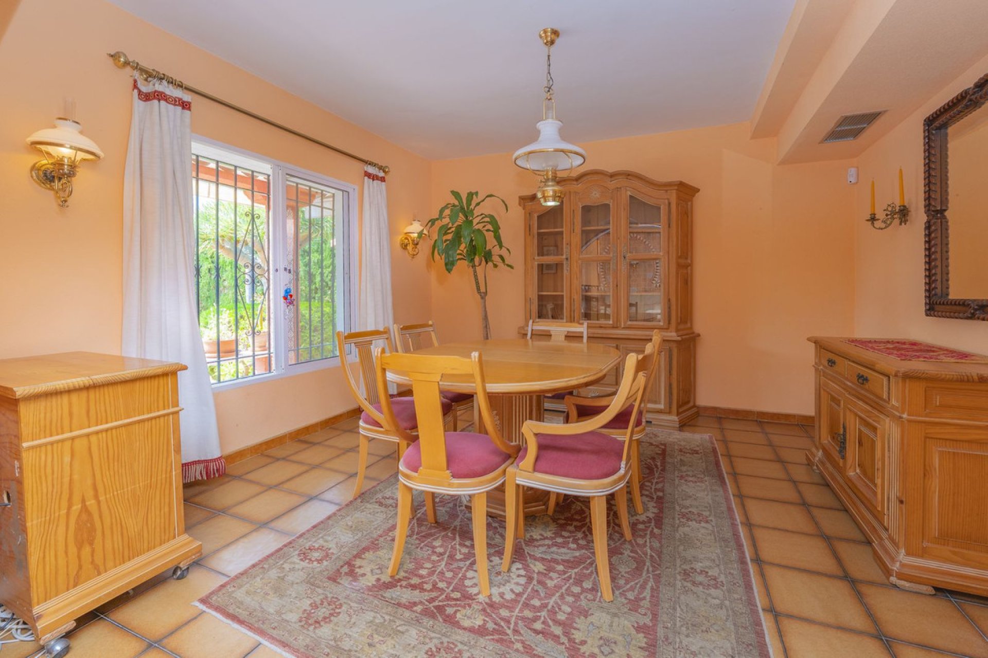 Reventa - House - Detached Villa - Marbella - Marbella Centro