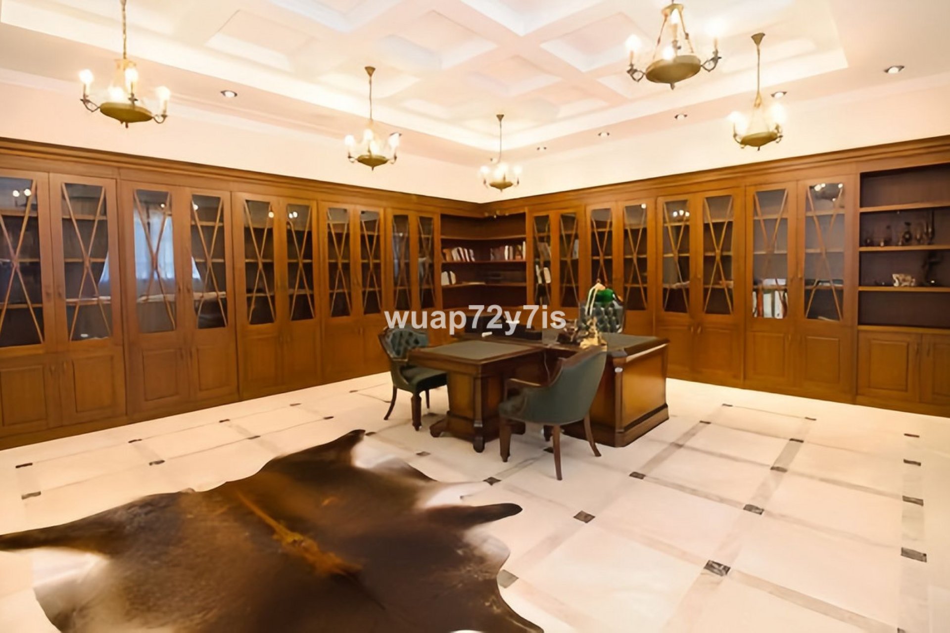 Reventa - House - Detached Villa - Marbella - Marbella Centro