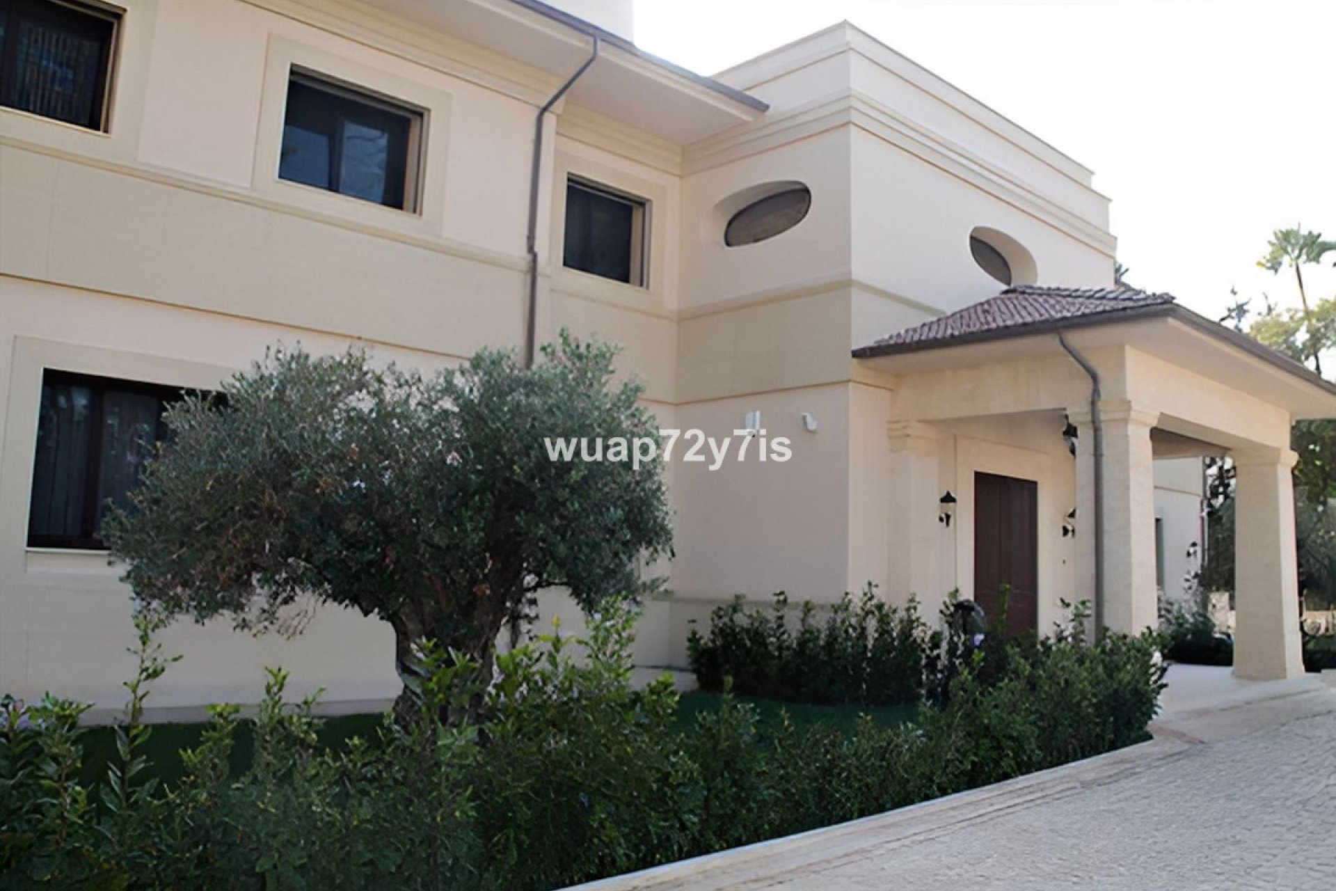 Reventa - House - Detached Villa - Marbella - Marbella Centro