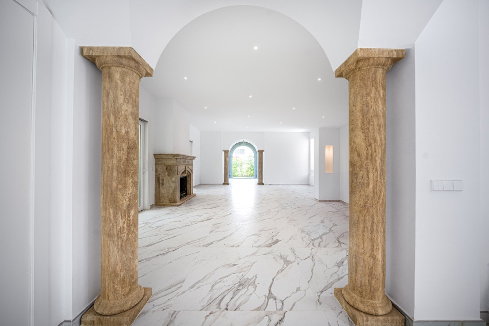 Reventa - House - Detached Villa - Marbella - Marbella Centro