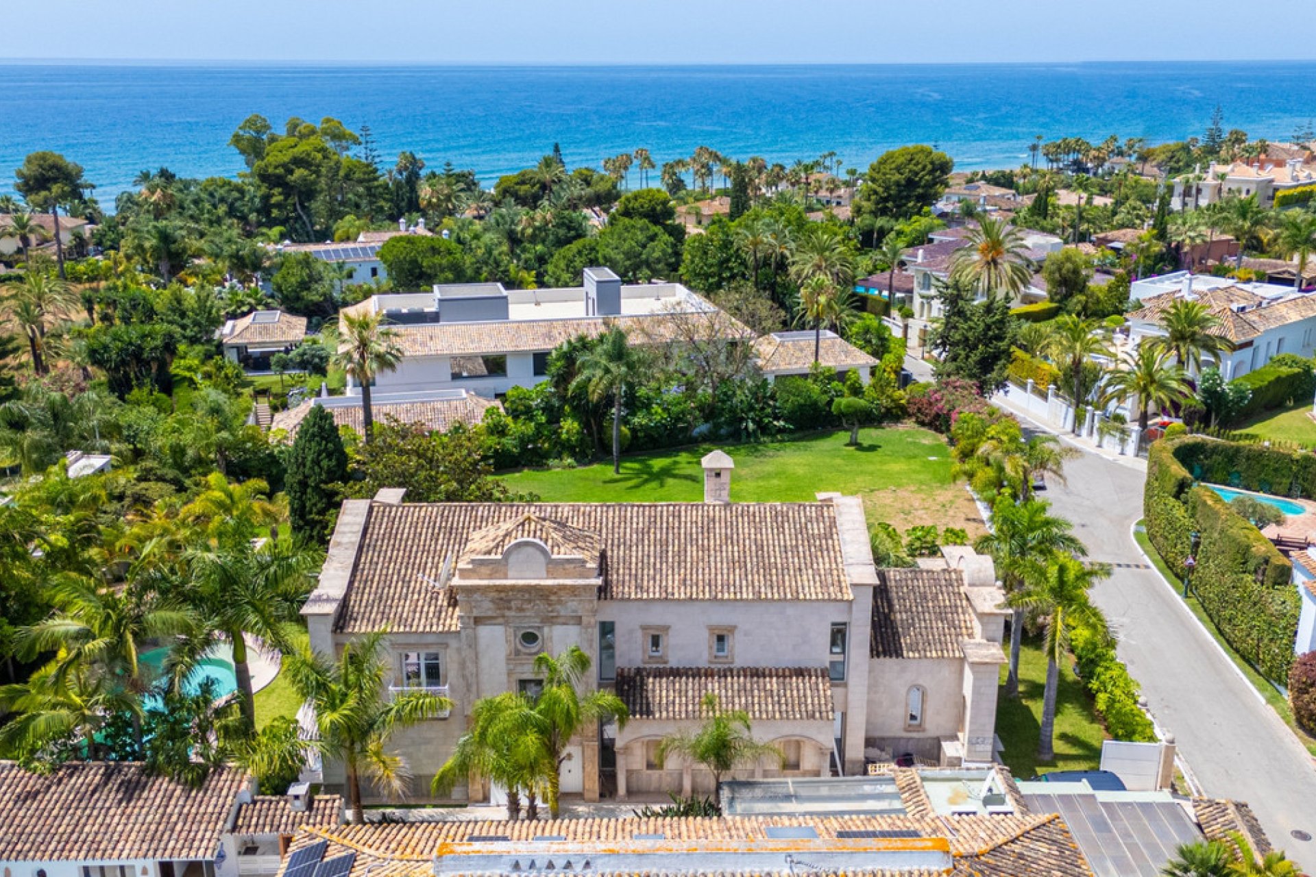 Reventa - House - Detached Villa - Marbella - Marbella Centro