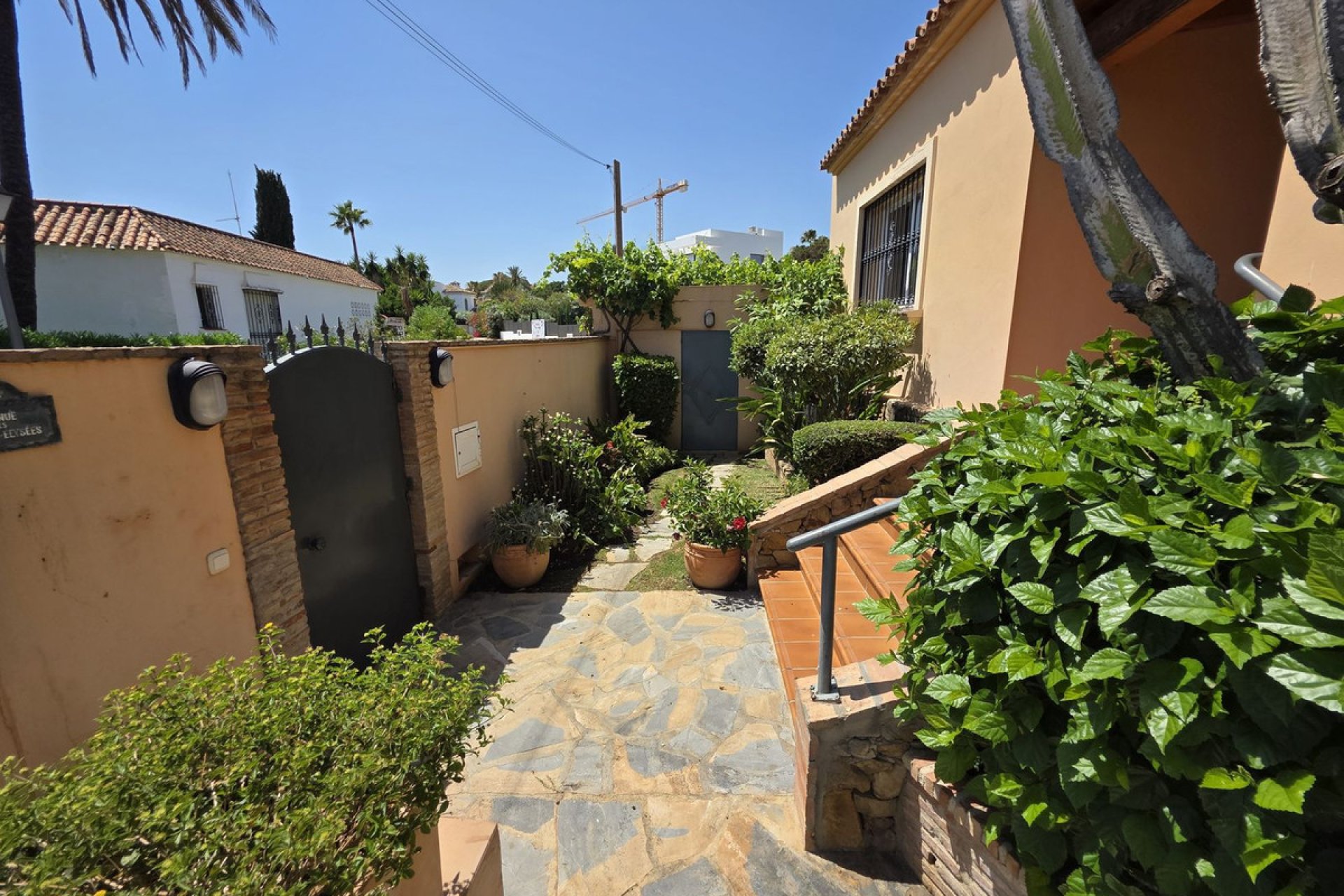 Reventa - House - Detached Villa - Marbella - Marbesa