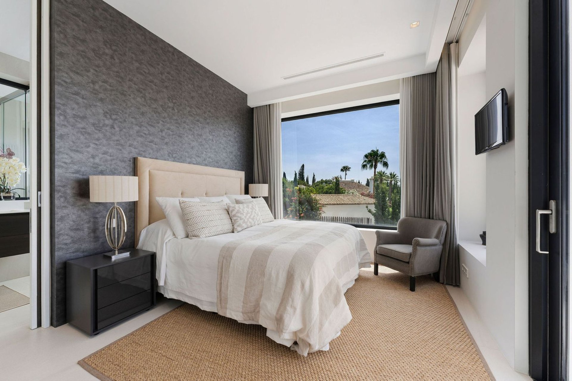 Reventa - House - Detached Villa - Marbella - Nagüeles