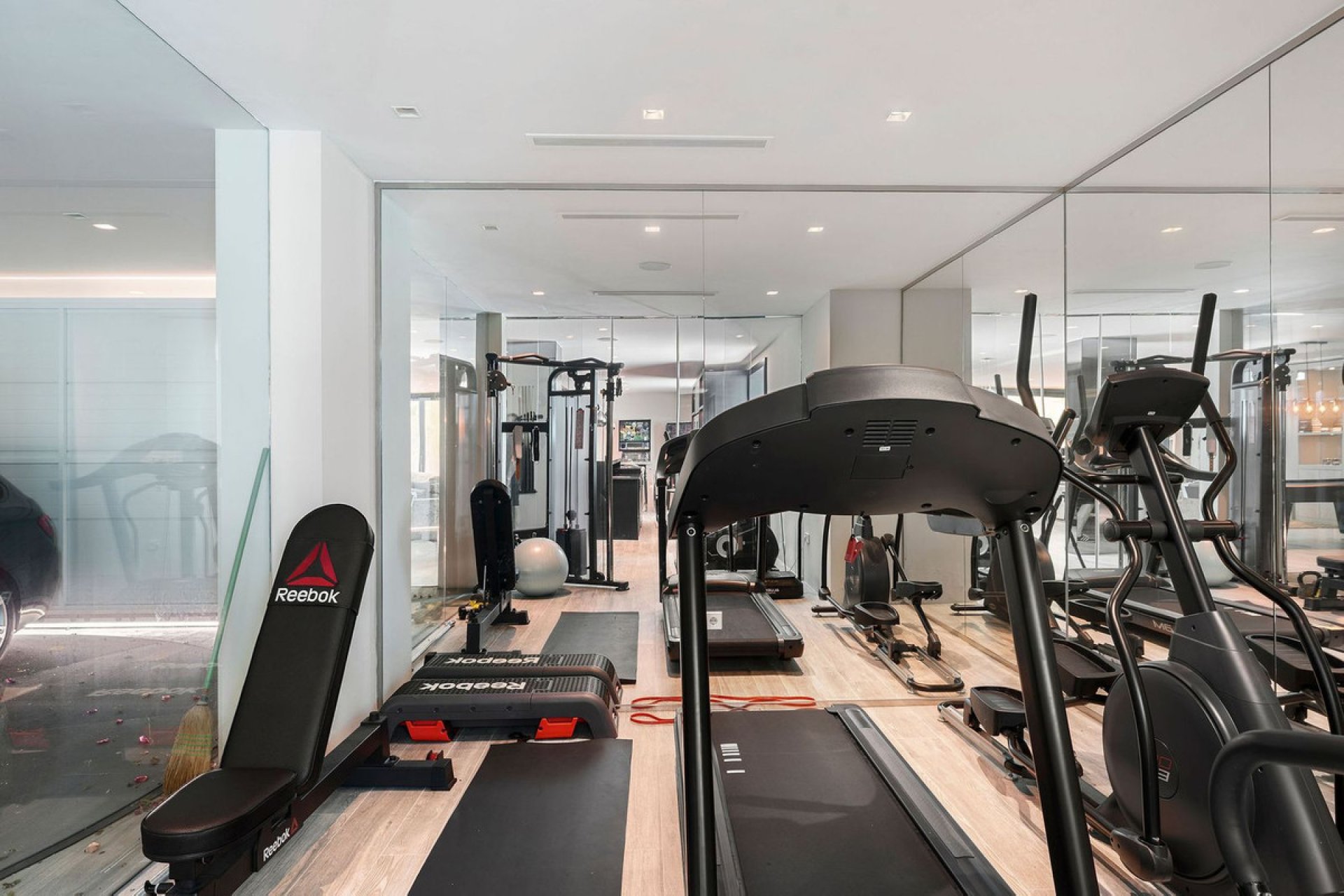 Reventa - House - Detached Villa - Marbella - Nagüeles