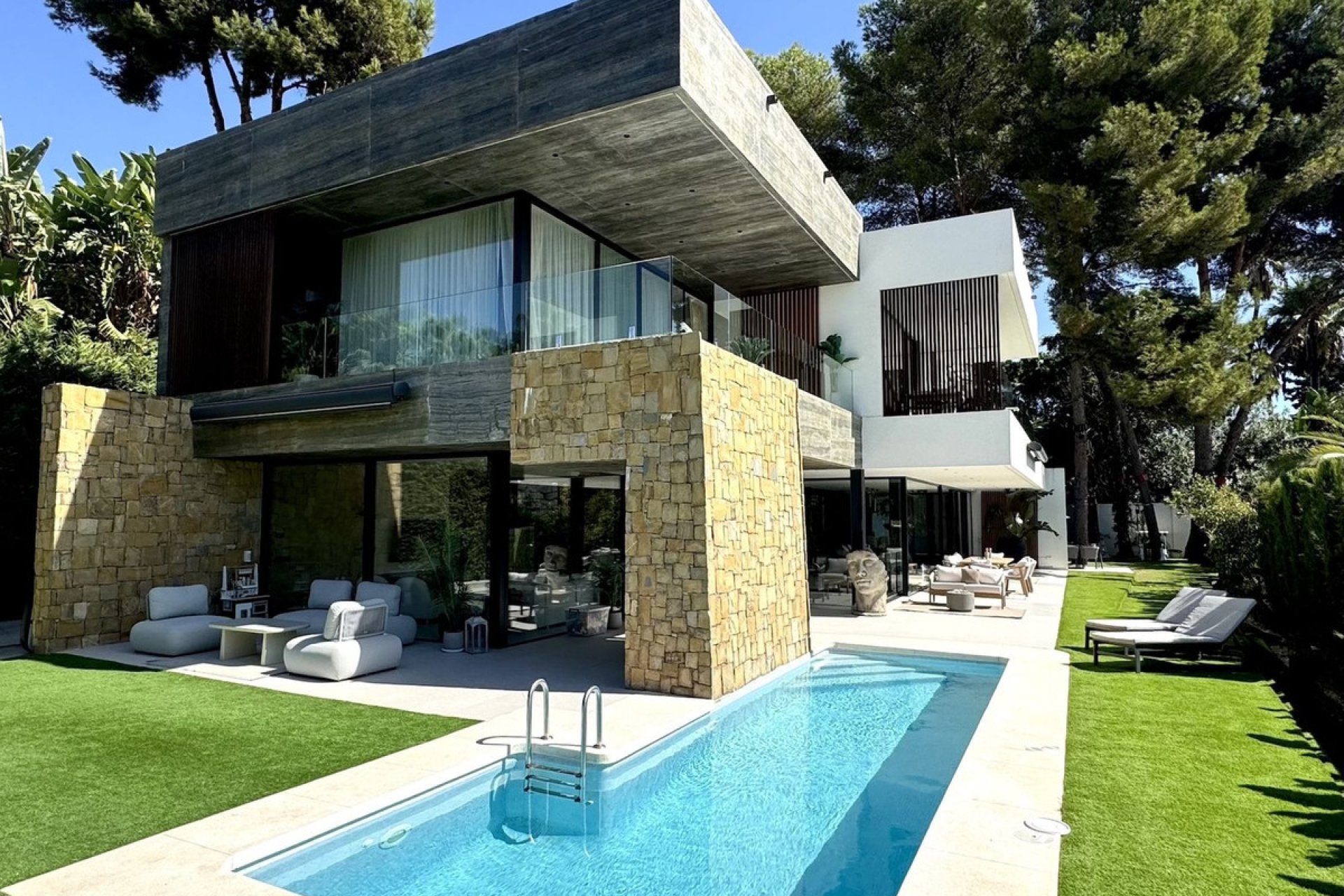 Reventa - House - Detached Villa - Marbella - Nagüeles