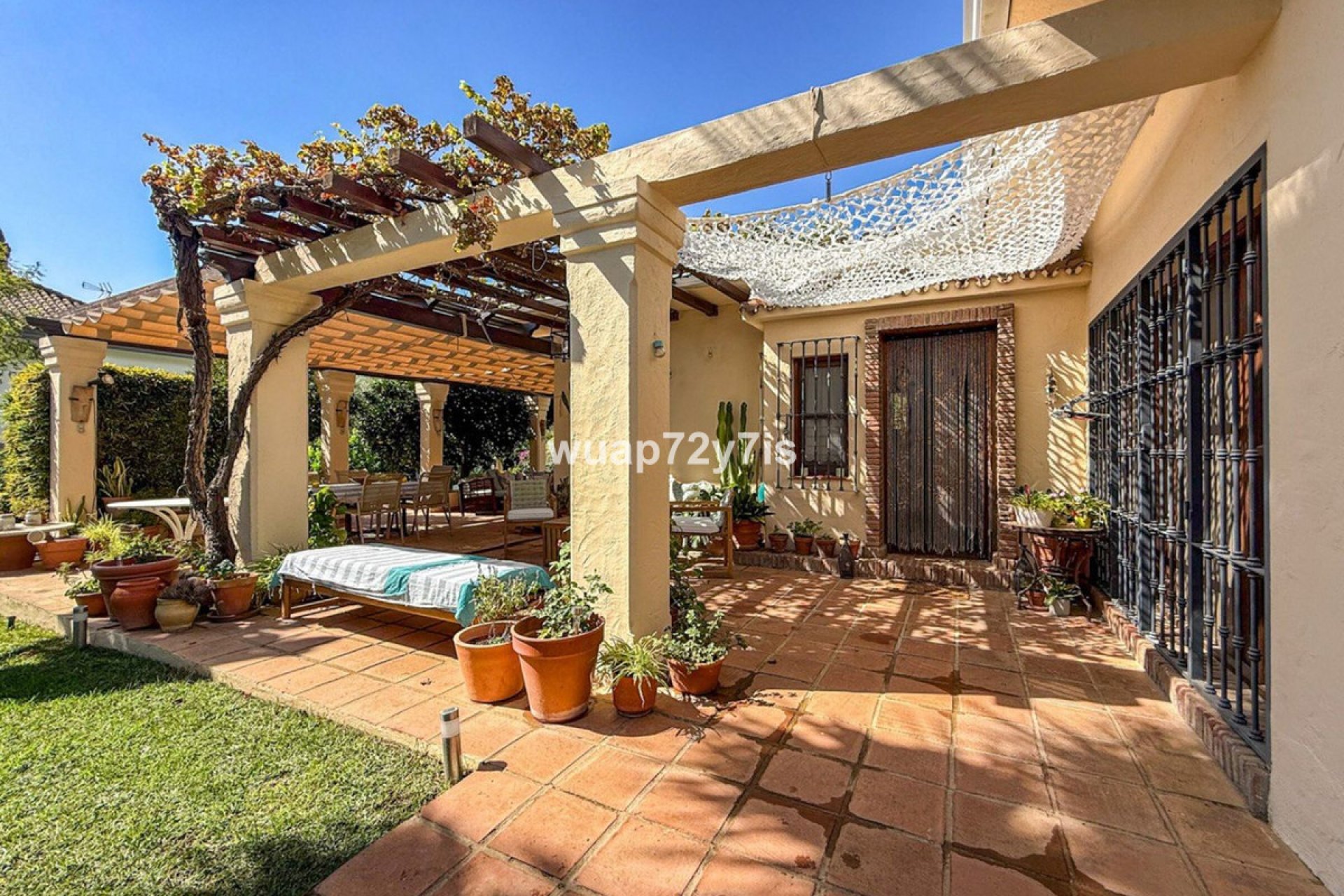 Reventa - House - Detached Villa - Marbella - Nagüeles