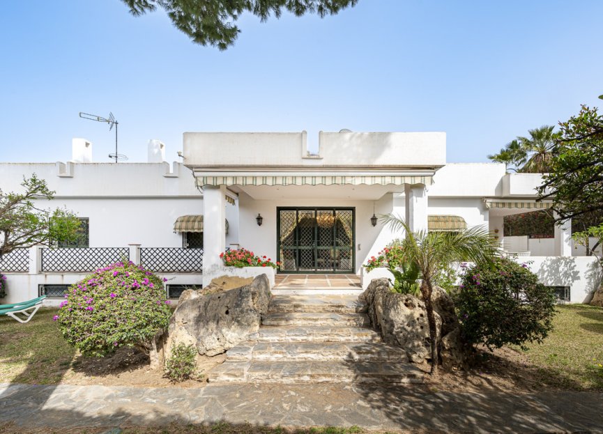 Reventa - House - Detached Villa - Marbella - Nagüeles