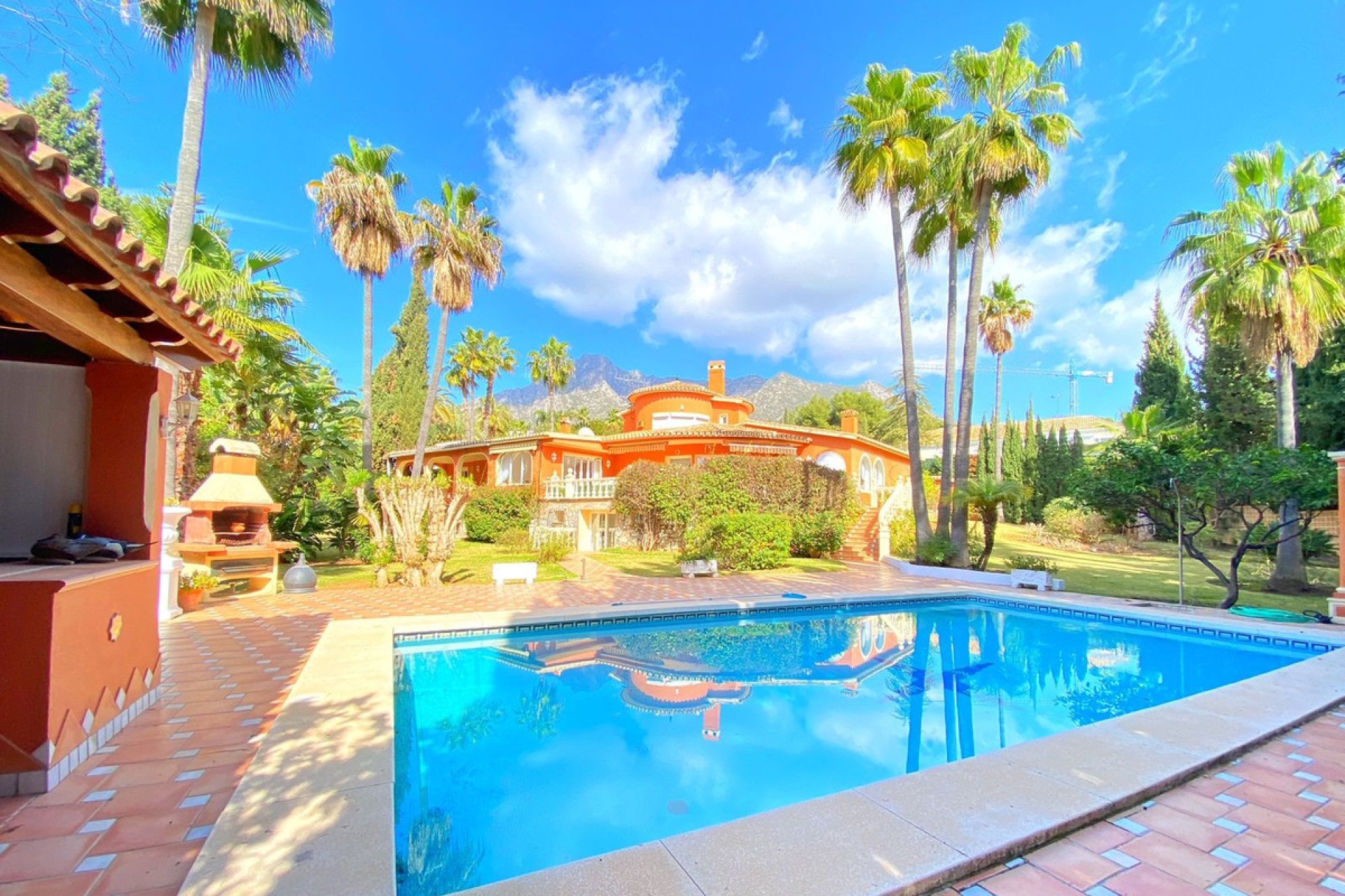 Reventa - House - Detached Villa - Marbella - Nagüeles