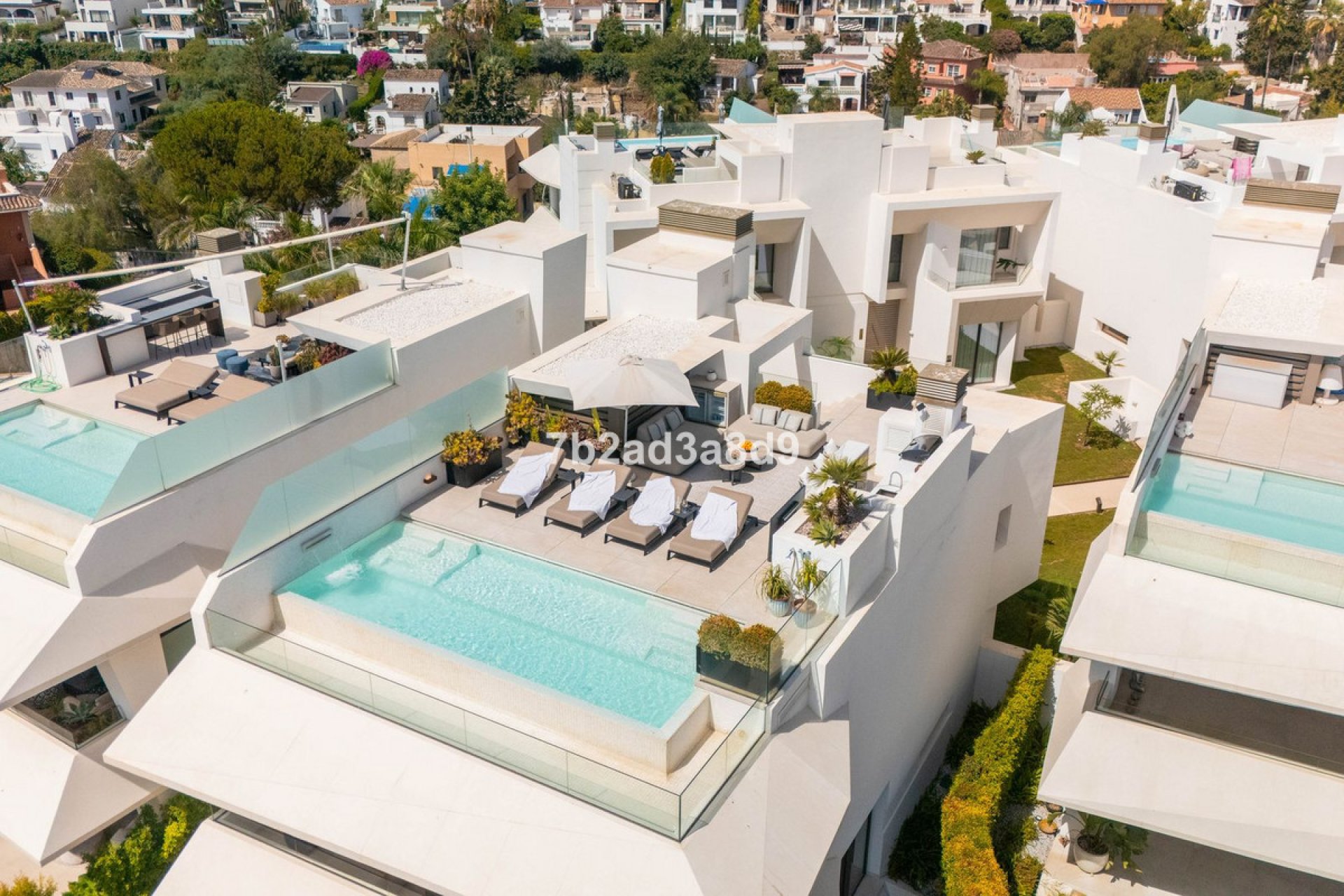 Reventa - House - Detached Villa - Marbella - Nueva Andalucia