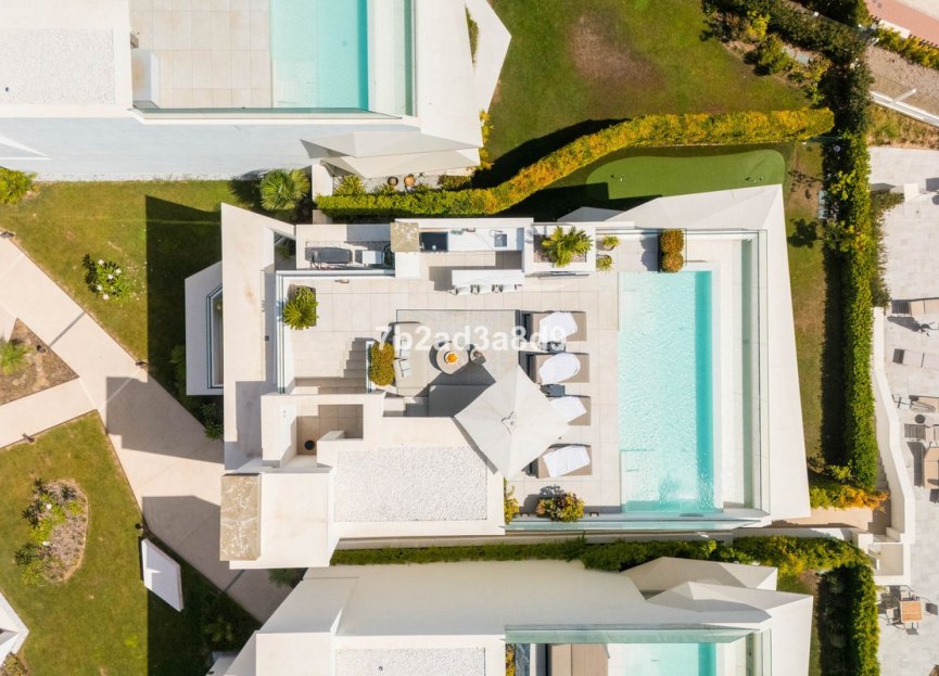 Reventa - House - Detached Villa - Marbella - Nueva Andalucia