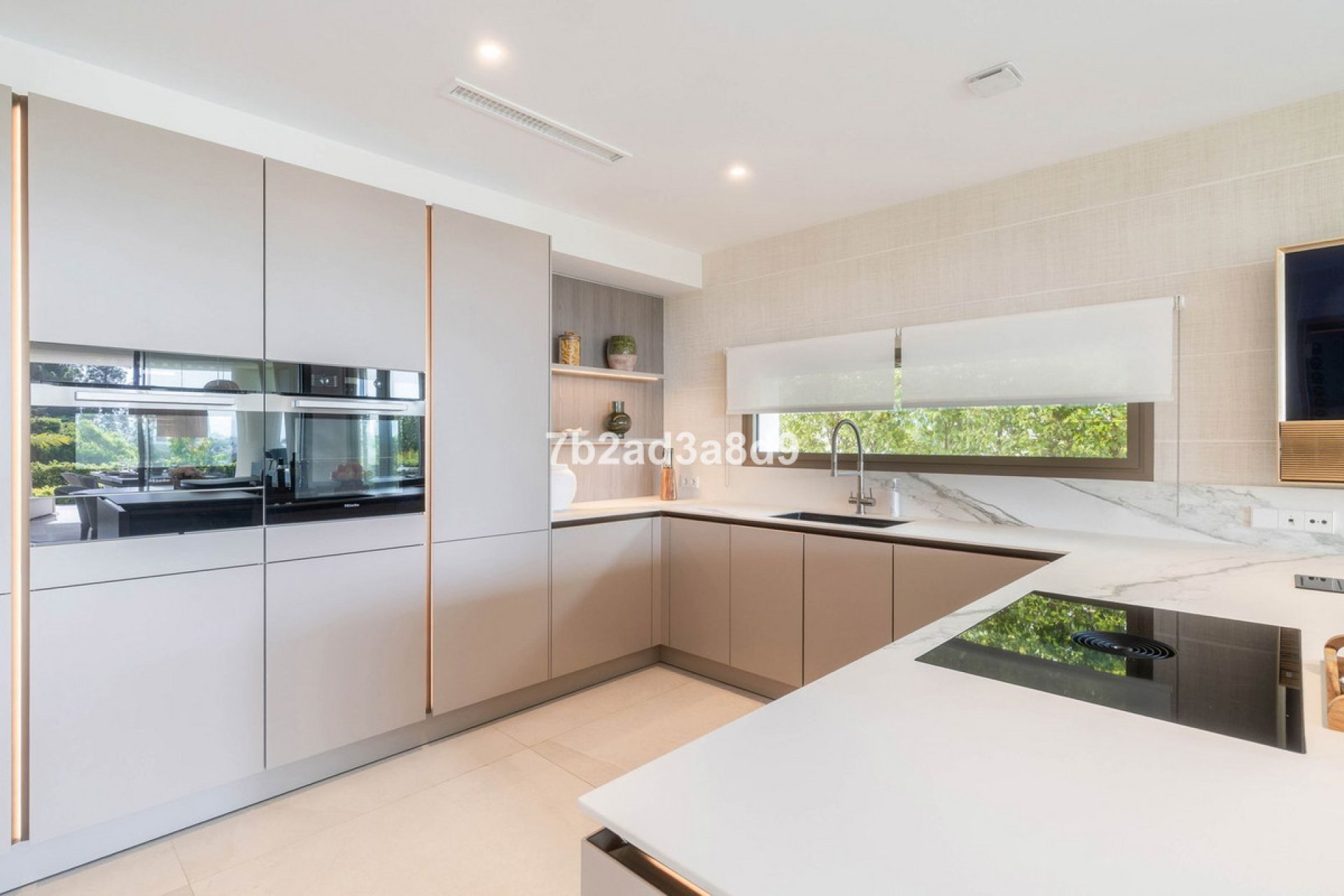 Reventa - House - Detached Villa - Marbella - Nueva Andalucia