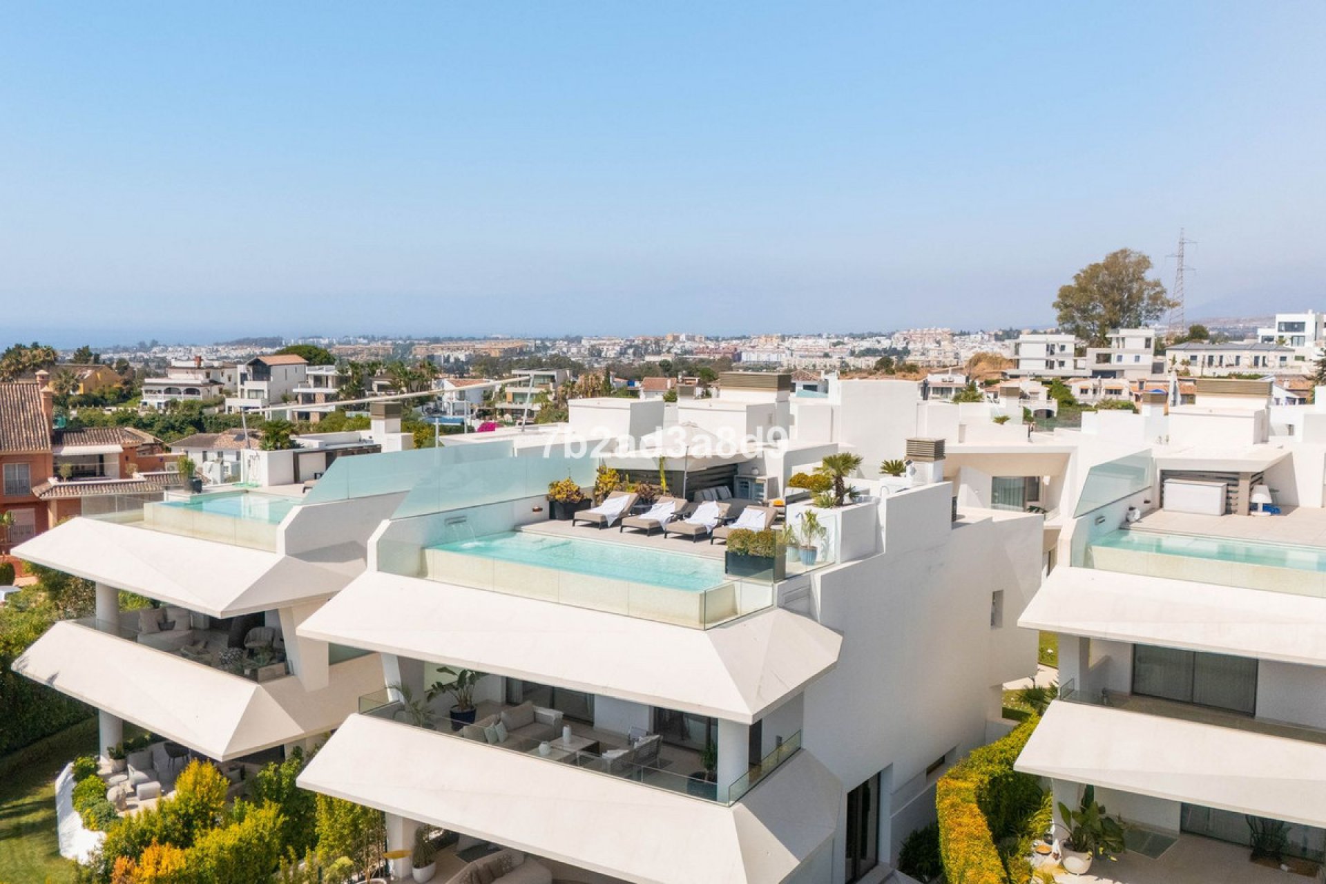 Reventa - House - Detached Villa - Marbella - Nueva Andalucia