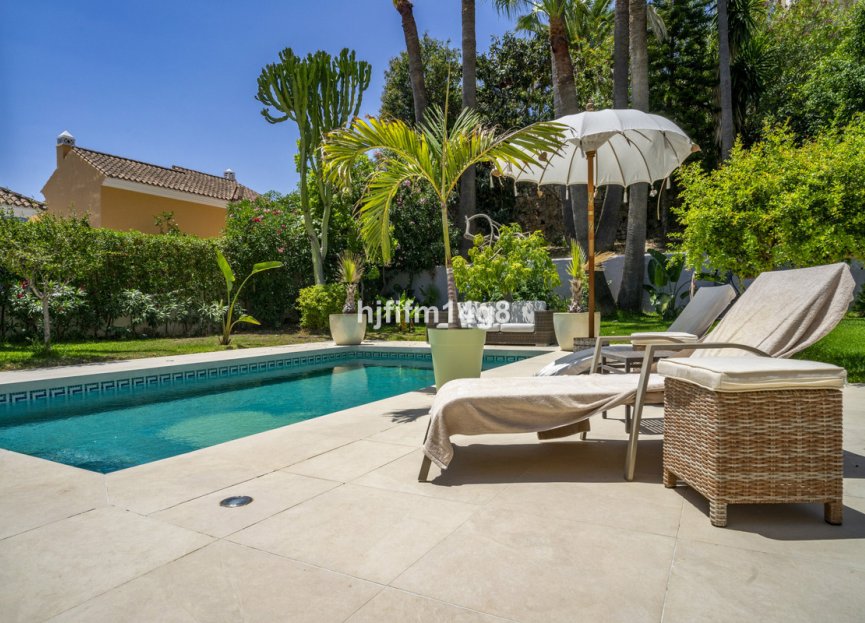 Reventa - House - Detached Villa - Marbella - Nueva Andalucia