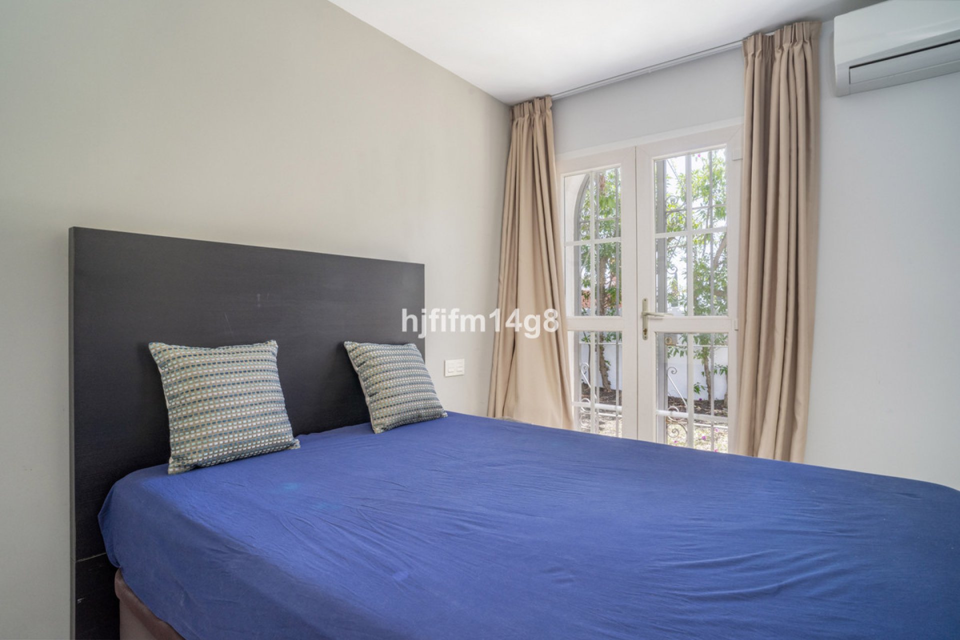 Reventa - House - Detached Villa - Marbella - Nueva Andalucia