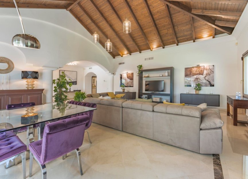 Reventa - House - Detached Villa - Marbella - Nueva Andalucia