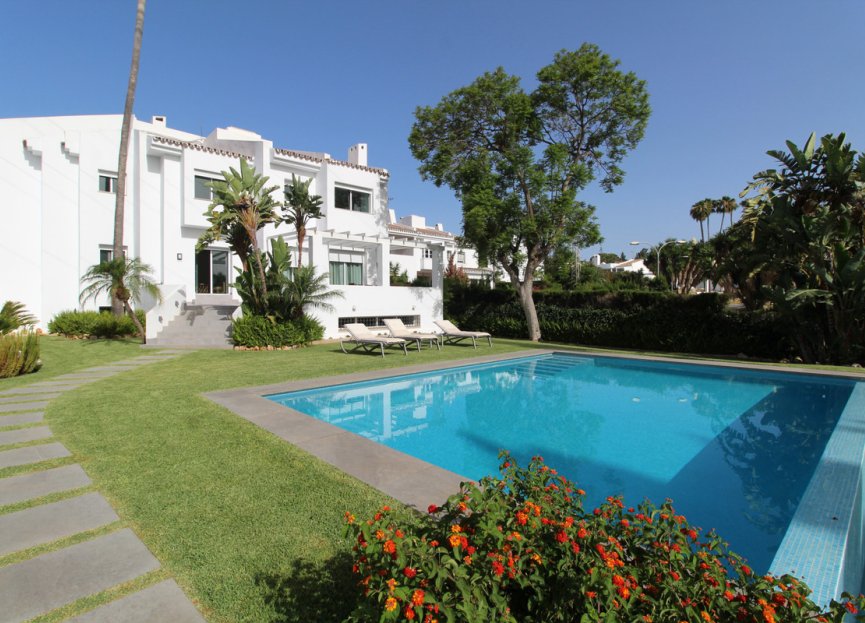Reventa - House - Detached Villa - Marbella - Nueva Andalucia