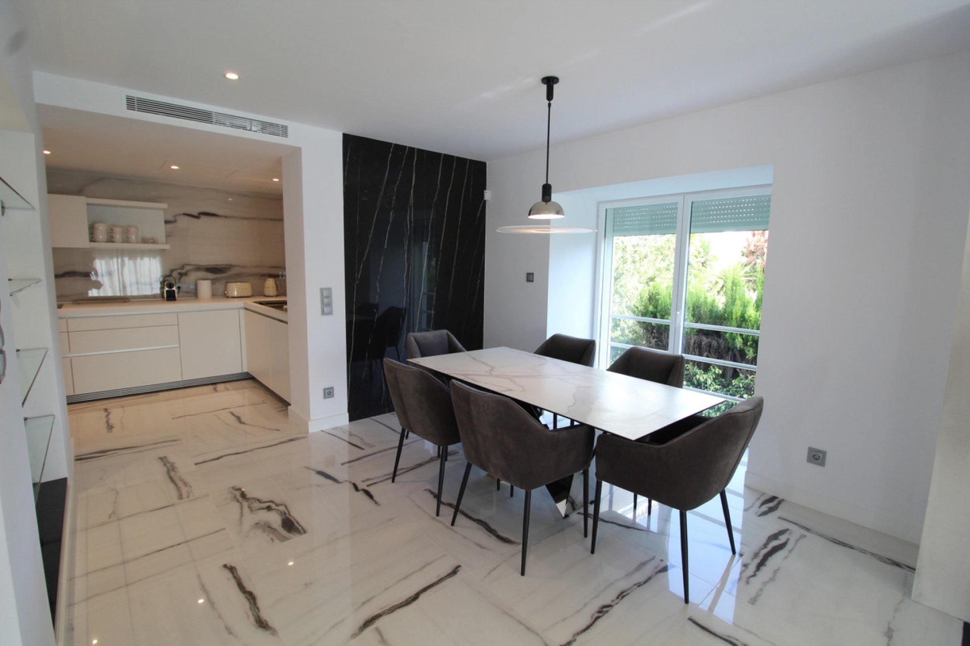 Reventa - House - Detached Villa - Marbella - Nueva Andalucia