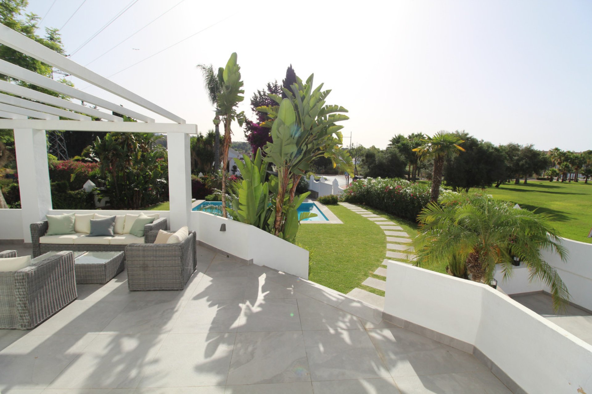Reventa - House - Detached Villa - Marbella - Nueva Andalucia