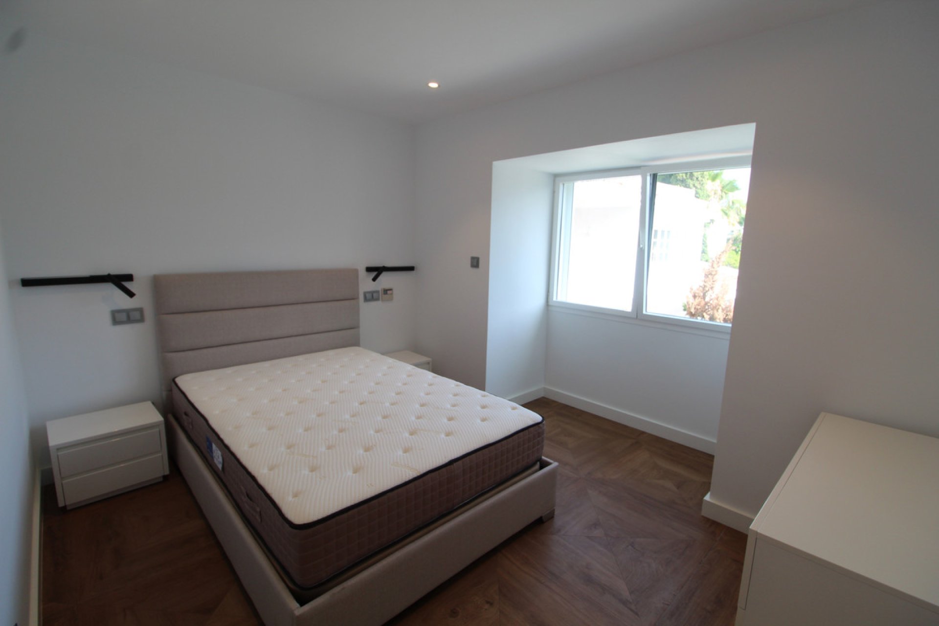 Reventa - House - Detached Villa - Marbella - Nueva Andalucia