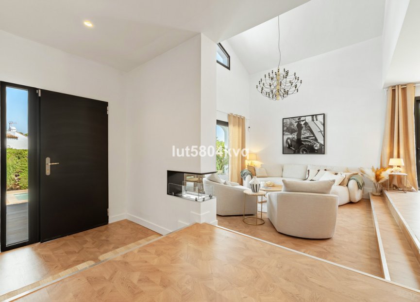 Reventa - House - Detached Villa - Marbella - Nueva Andalucia