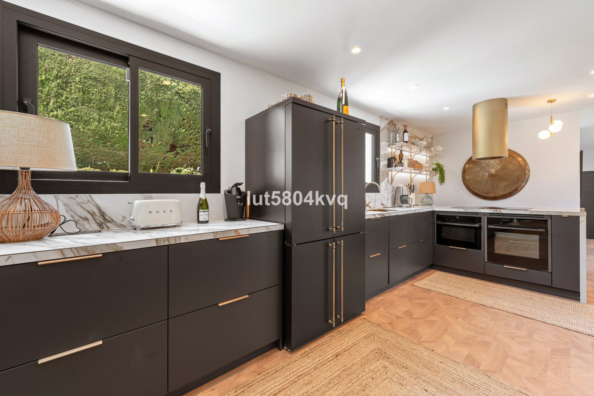 Reventa - House - Detached Villa - Marbella - Nueva Andalucia