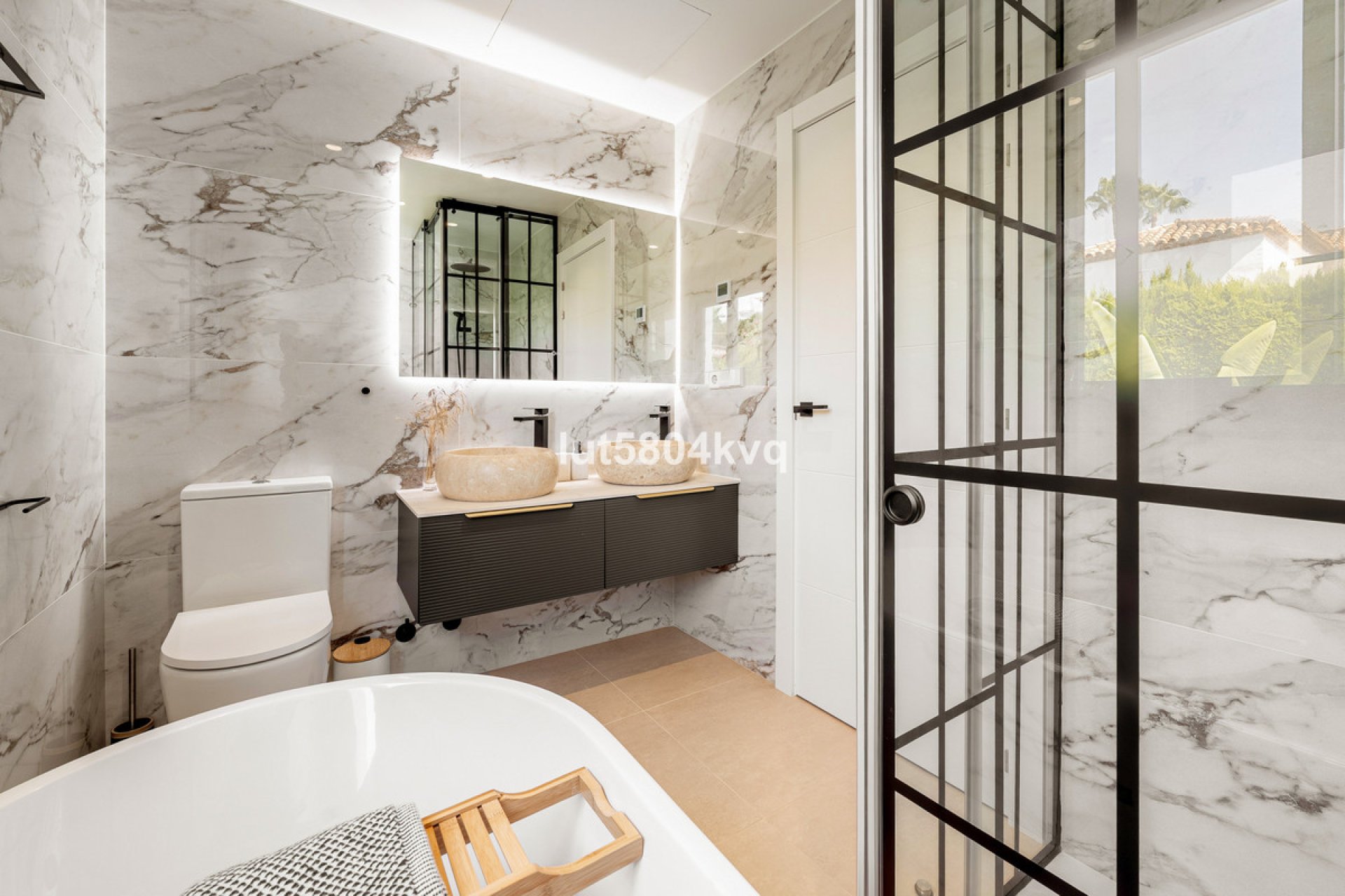 Reventa - House - Detached Villa - Marbella - Nueva Andalucia