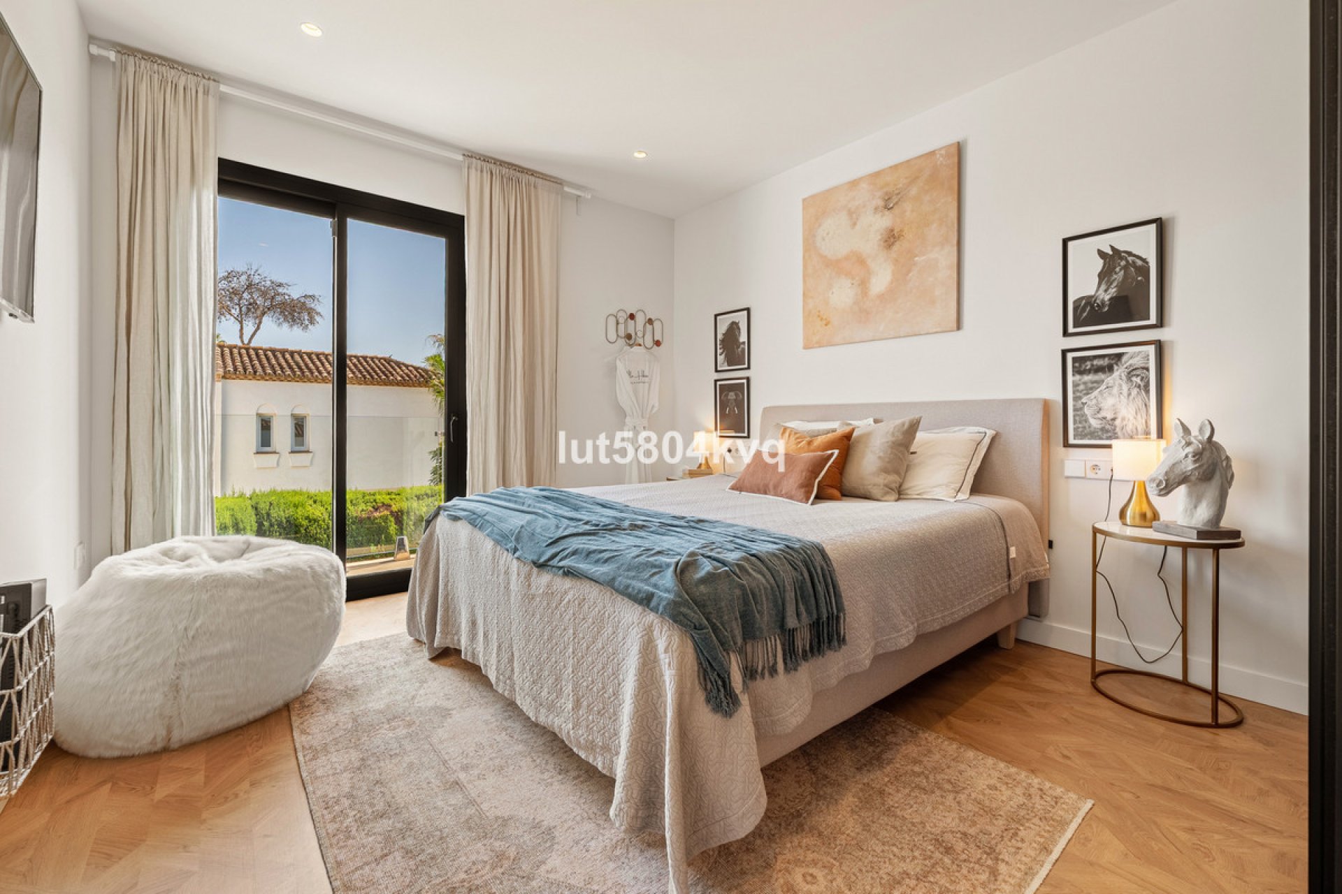 Reventa - House - Detached Villa - Marbella - Nueva Andalucia