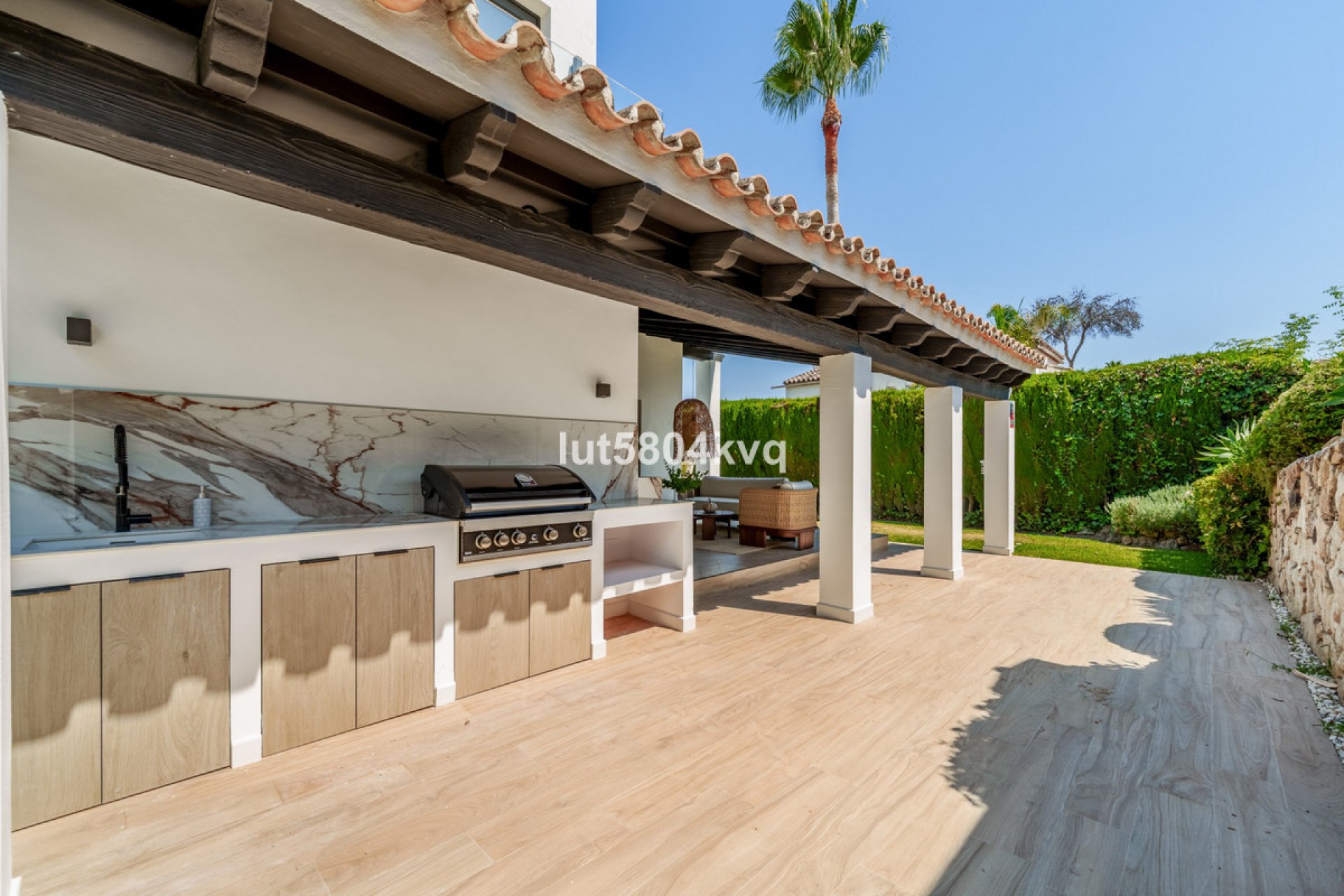 Reventa - House - Detached Villa - Marbella - Nueva Andalucia