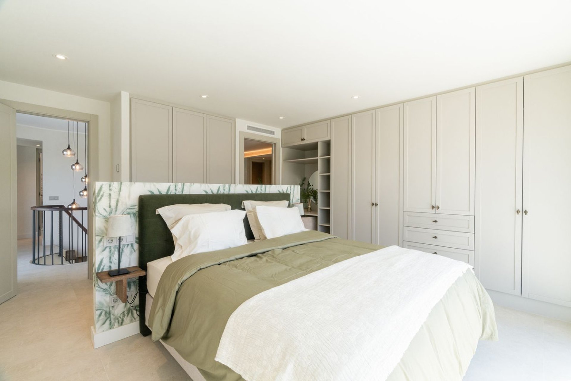 Reventa - House - Detached Villa - Marbella - Nueva Andalucia