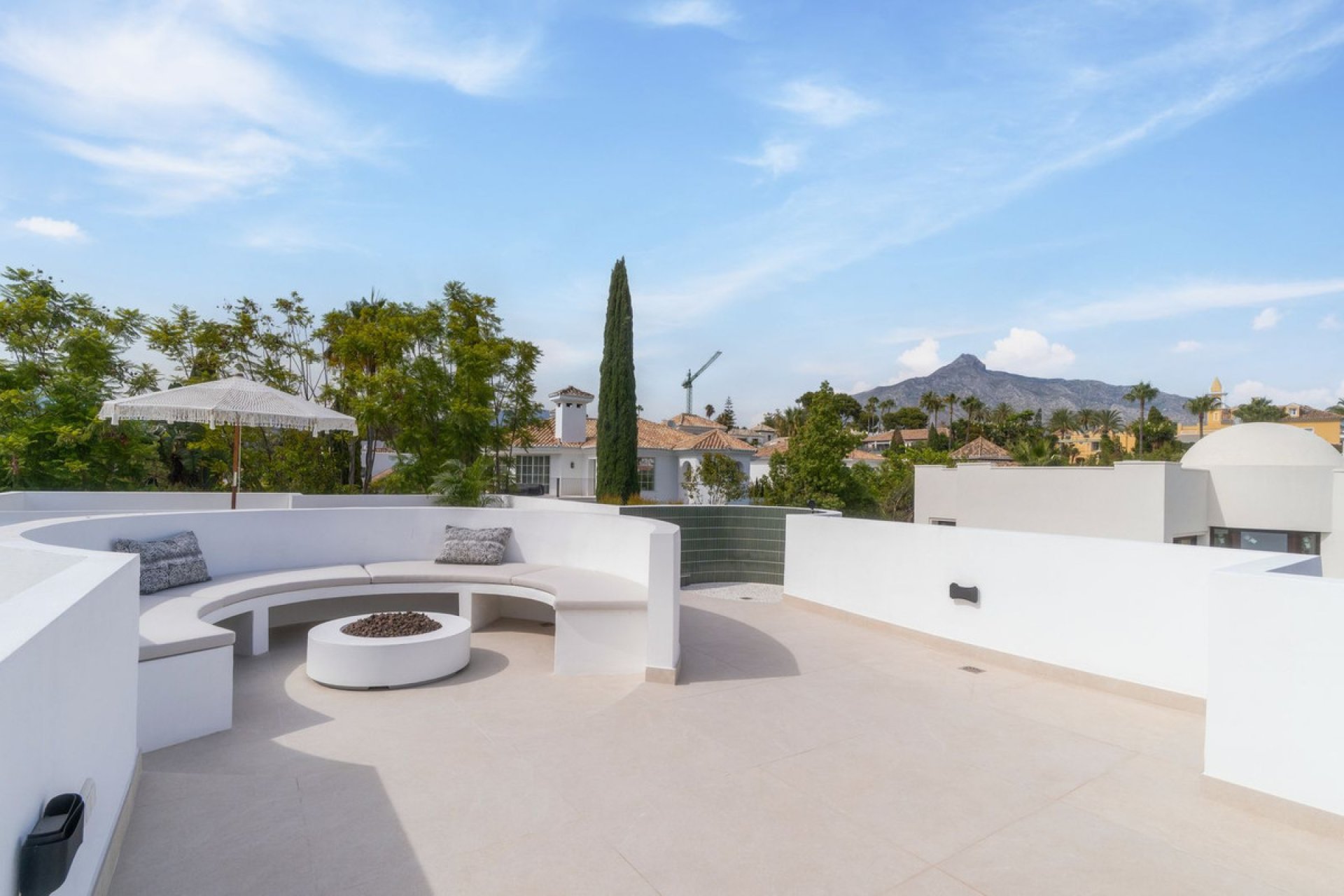 Reventa - House - Detached Villa - Marbella - Nueva Andalucia