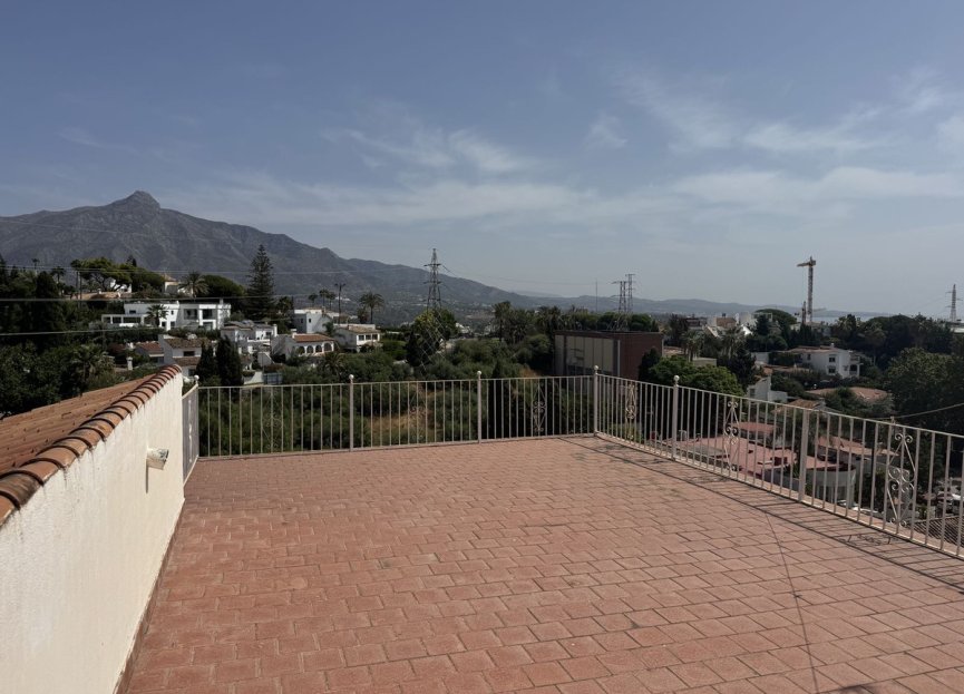 Reventa - House - Detached Villa - Marbella - Nueva Andalucia