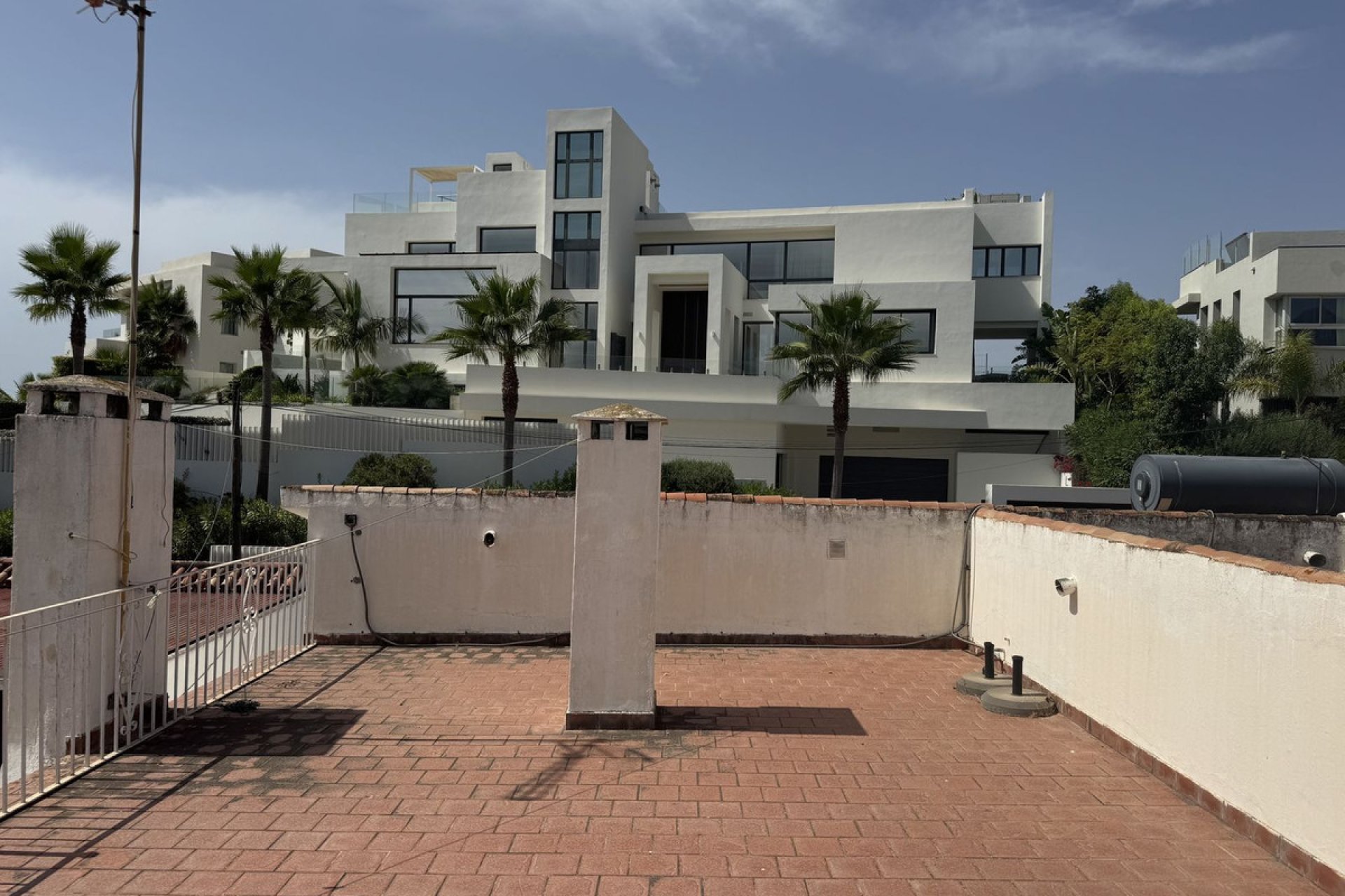 Reventa - House - Detached Villa - Marbella - Nueva Andalucia