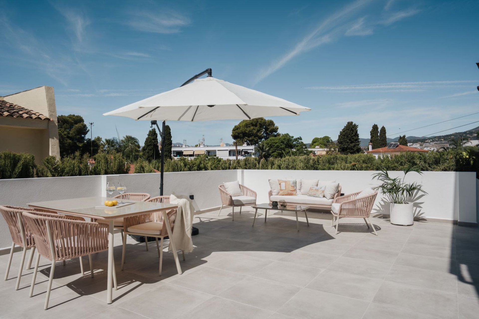 Reventa - House - Detached Villa - Marbella - Nueva Andalucia