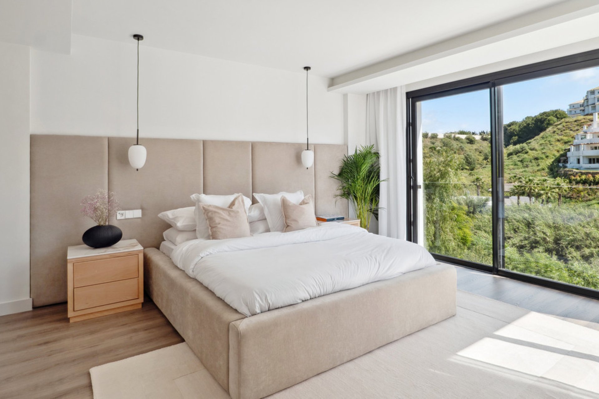 Reventa - House - Detached Villa - Marbella - Nueva Andalucia