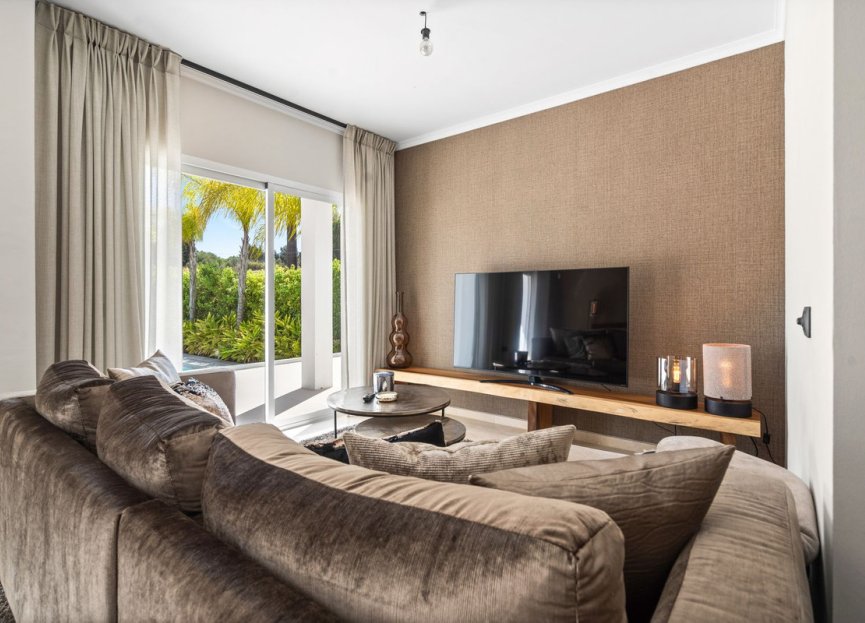 Reventa - House - Detached Villa - Marbella - Nueva Andalucia