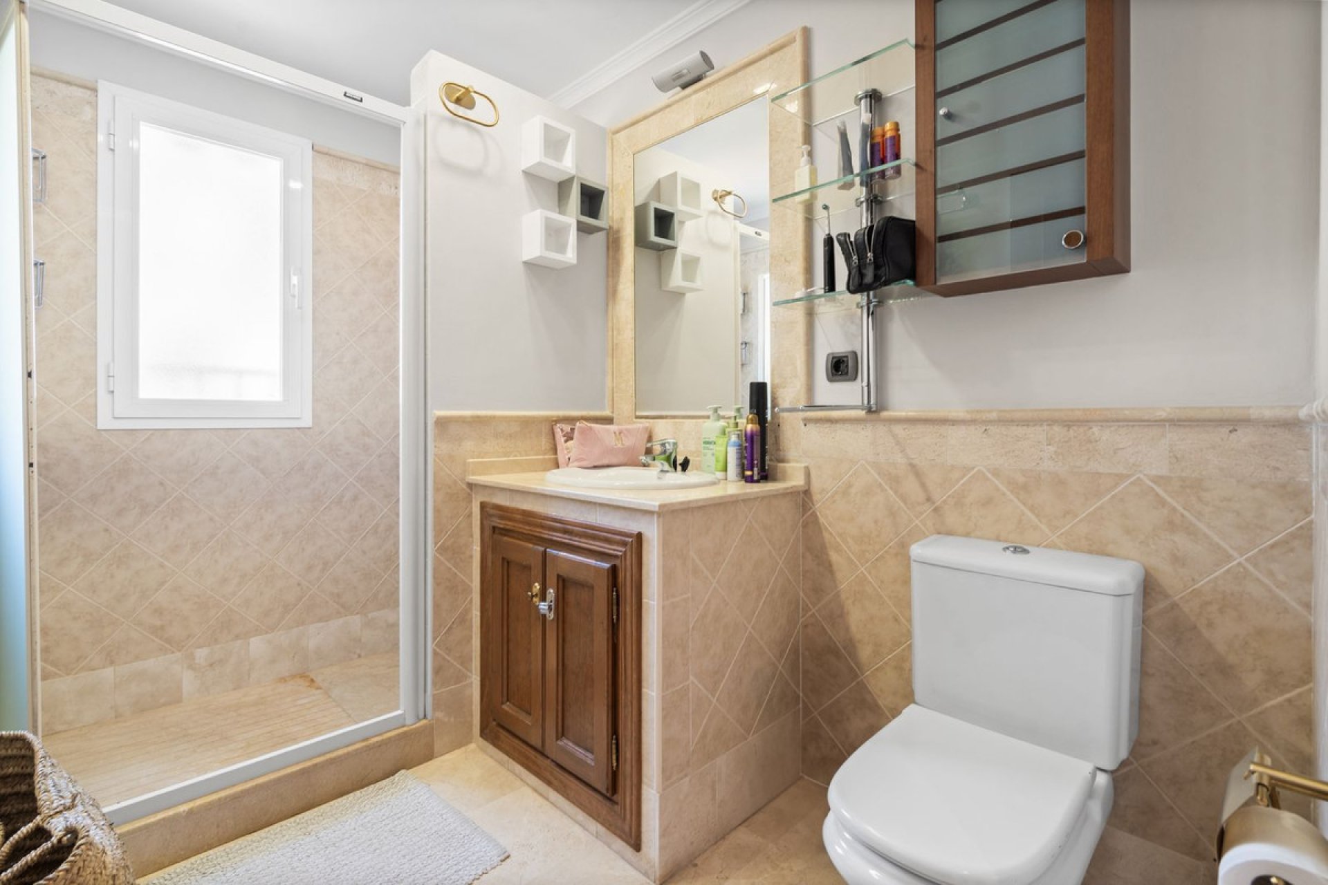 Reventa - House - Detached Villa - Marbella - Nueva Andalucia