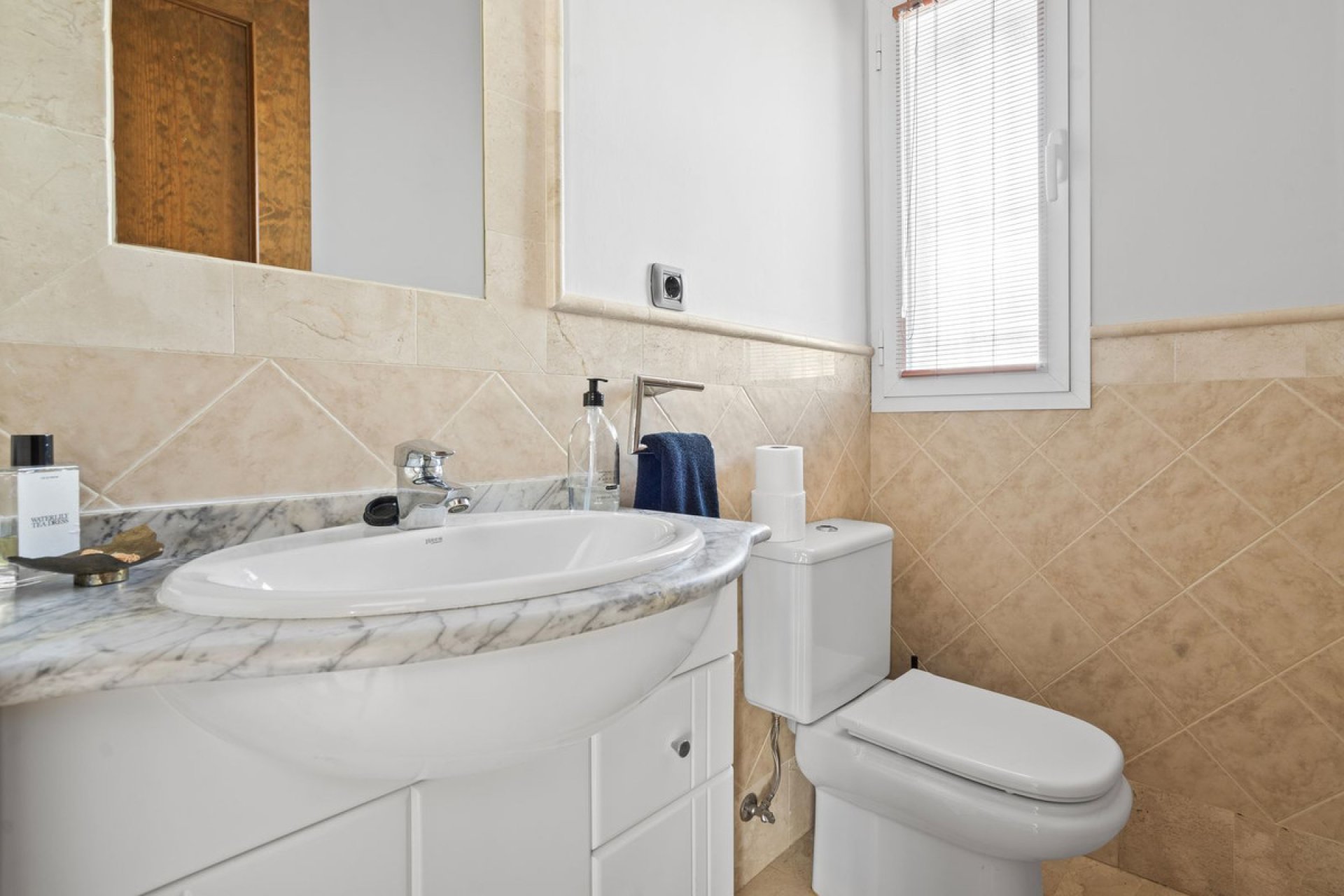 Reventa - House - Detached Villa - Marbella - Nueva Andalucia