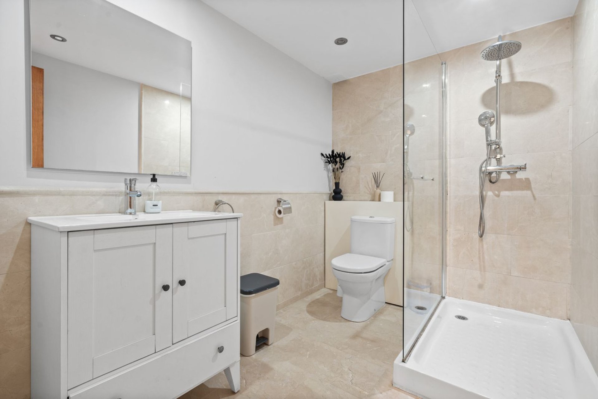 Reventa - House - Detached Villa - Marbella - Nueva Andalucia