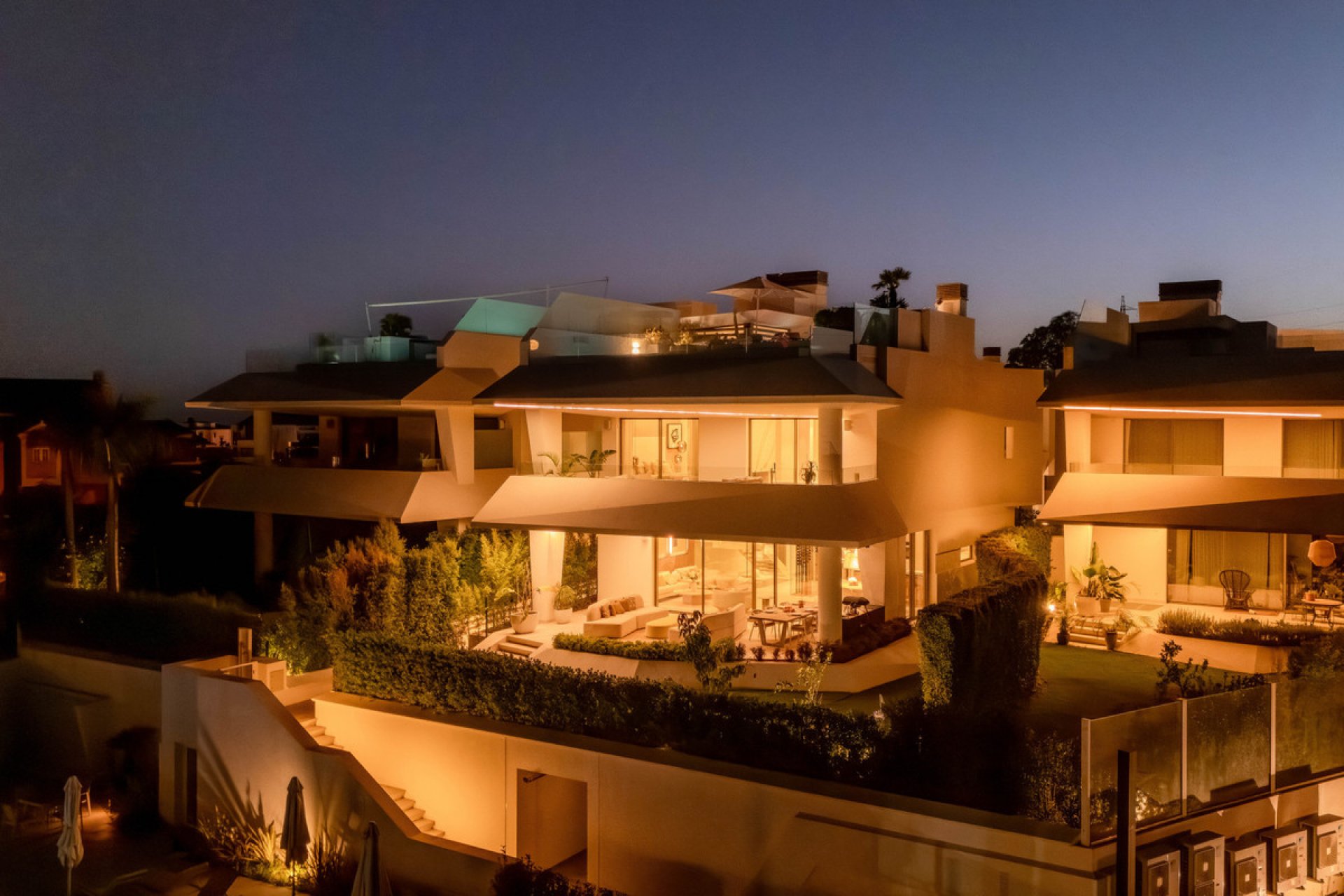 Reventa - House - Detached Villa - Marbella - Nueva Andalucia