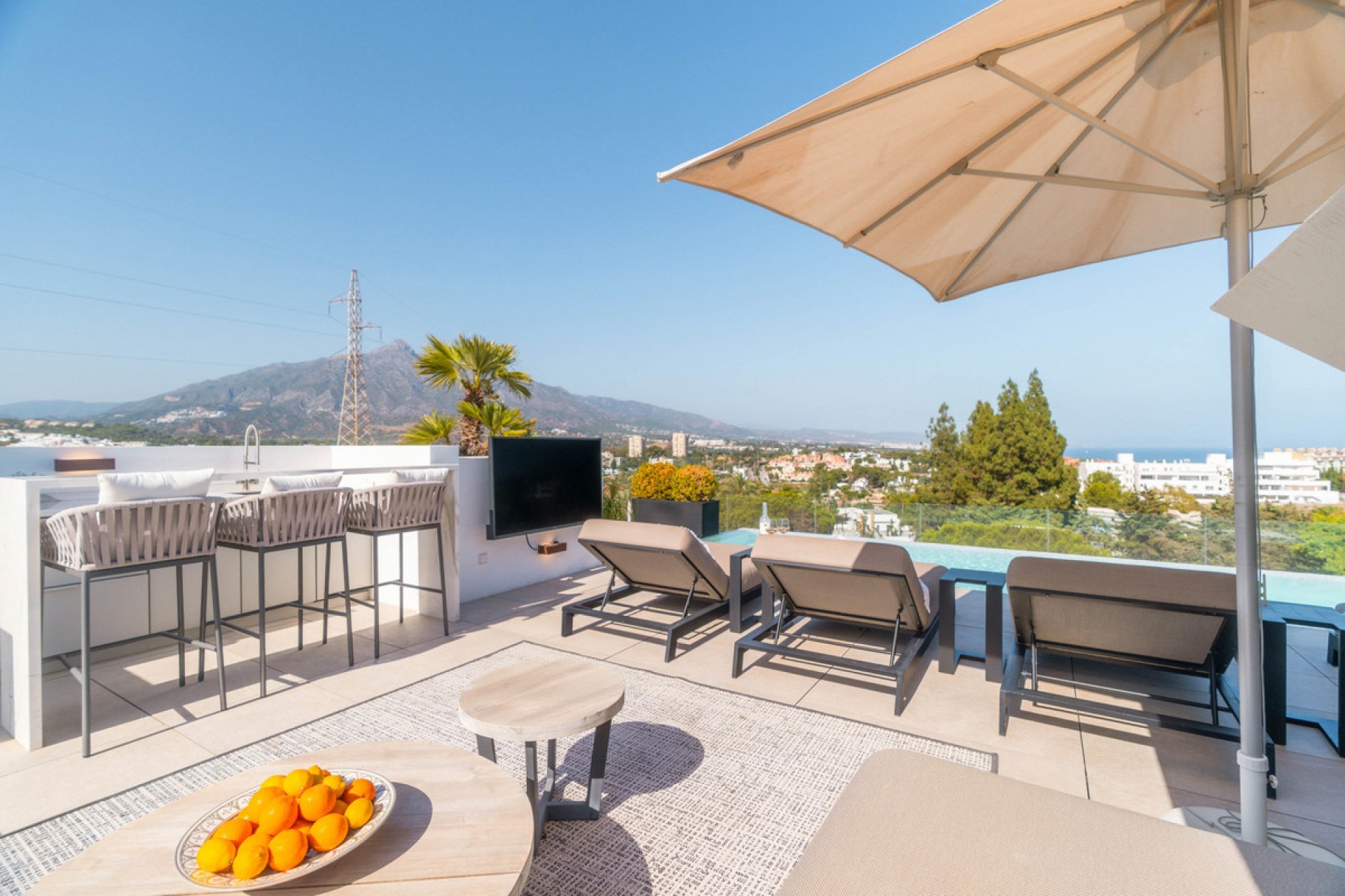 Reventa - House - Detached Villa - Marbella - Nueva Andalucia