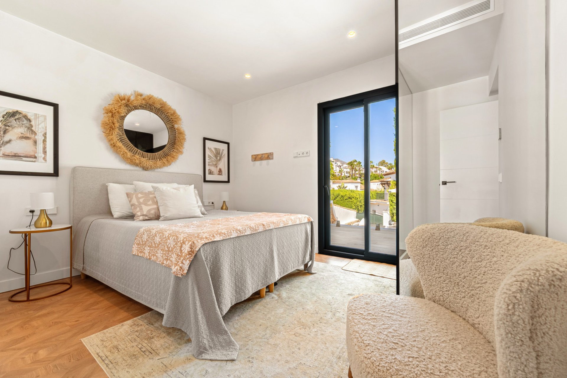 Reventa - House - Detached Villa - Marbella - Nueva Andalucia