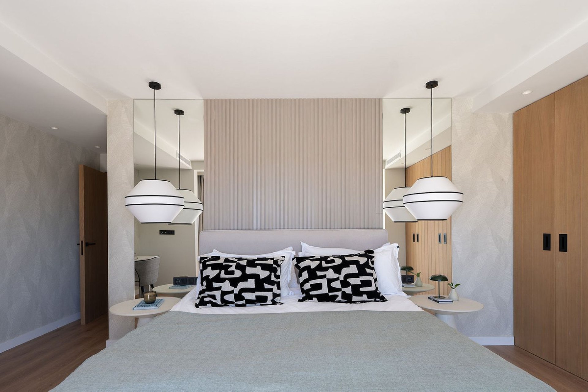 Reventa - House - Detached Villa - Marbella - Nueva Andalucia